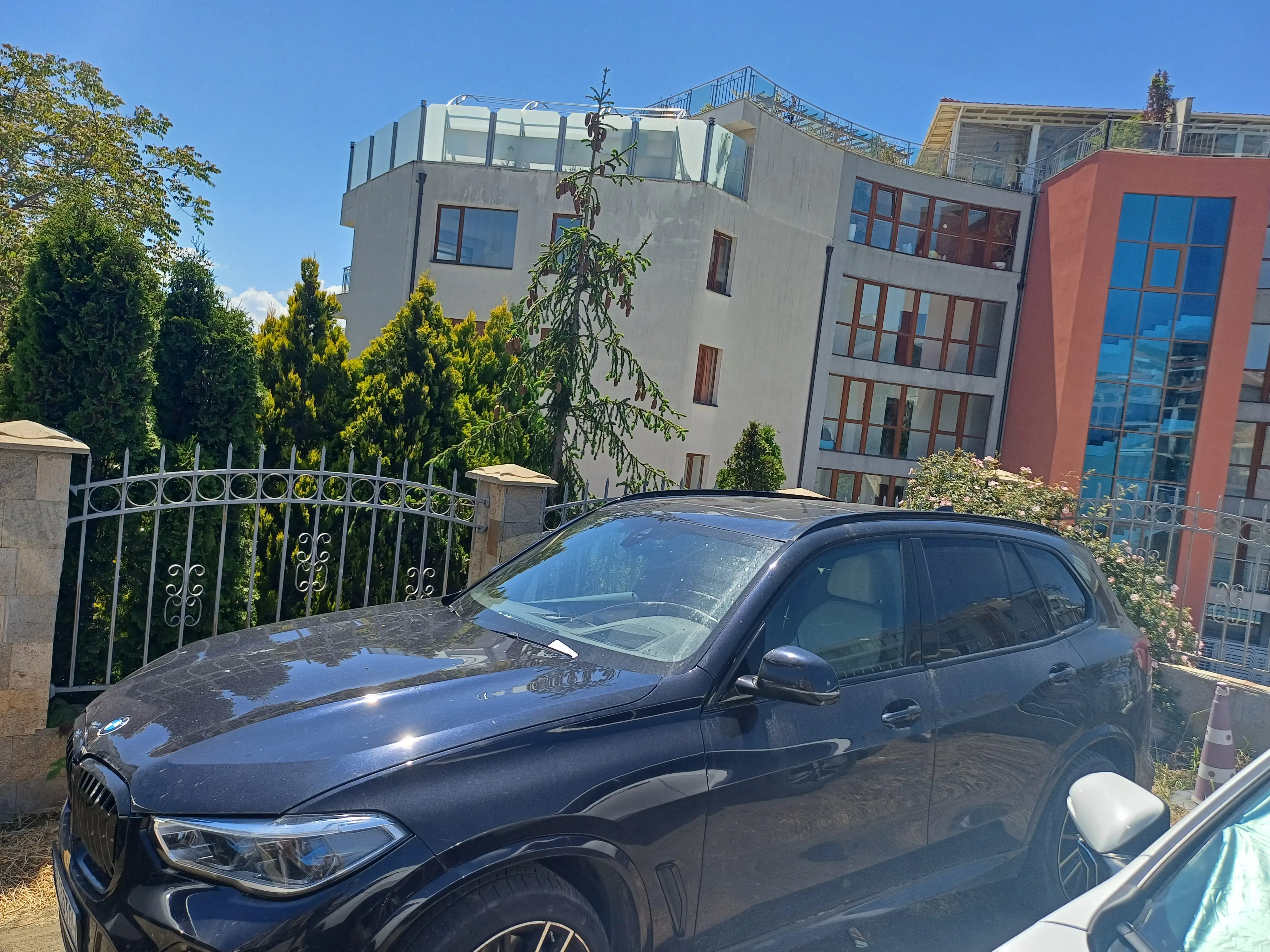 Трехкомнатная квартира в комплексе Sun Wave