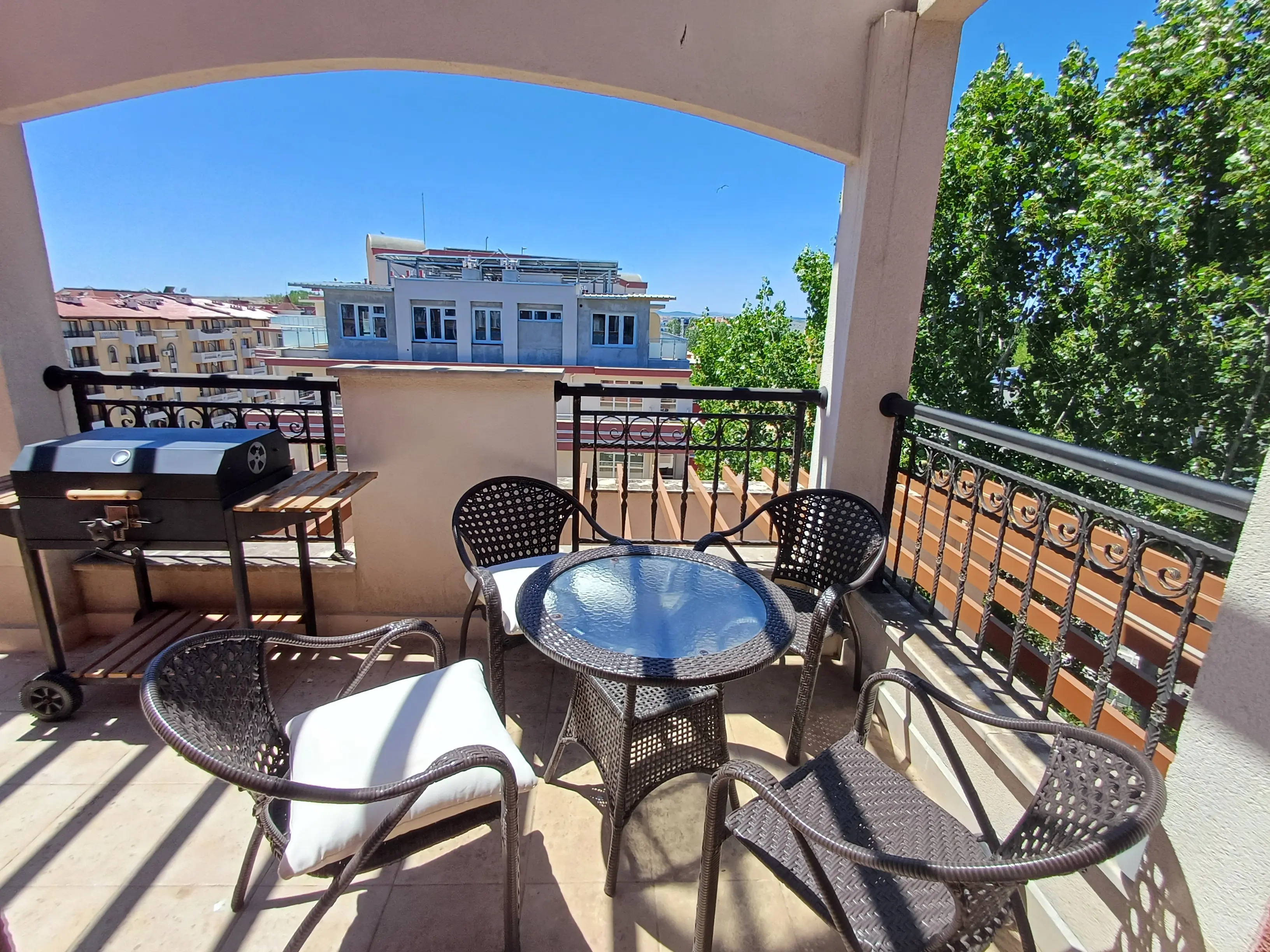 Трехкомнатная квартира в комплексе Harmony Palace