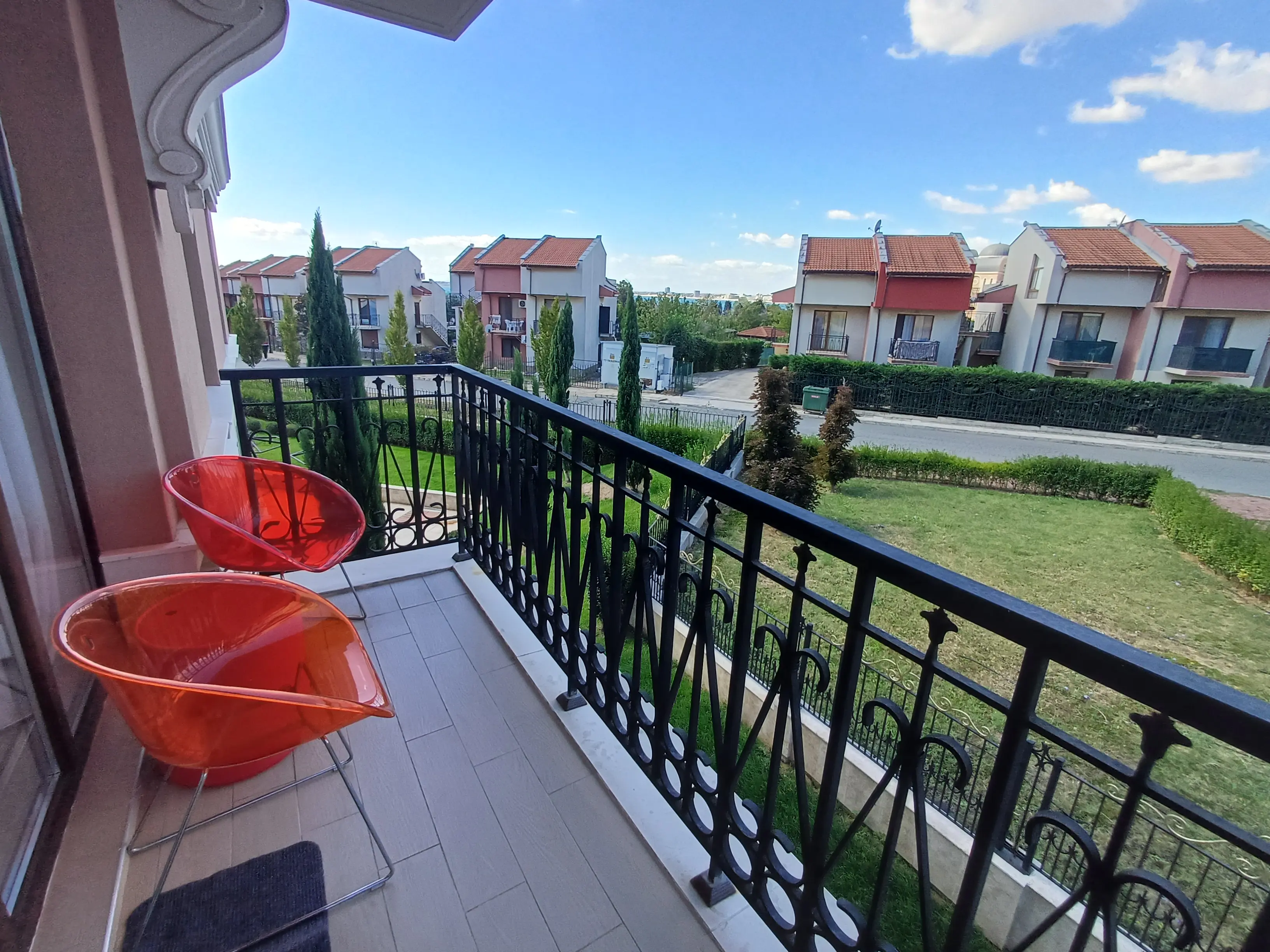 Двухкомнатная квартира в комплексе Romance Paris