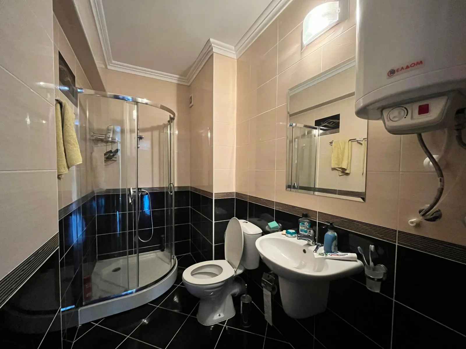 Апартамент с тремя спальнями в комплексе Olimp