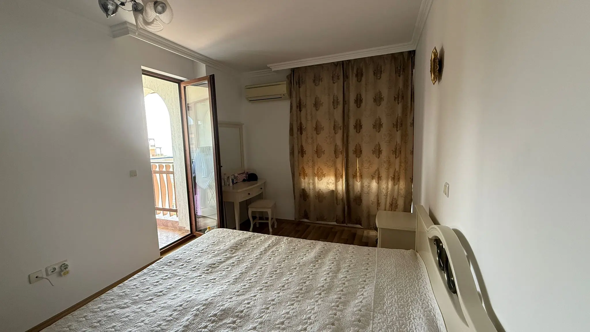 Апартамент с тремя спальнями в комплексе Olimp