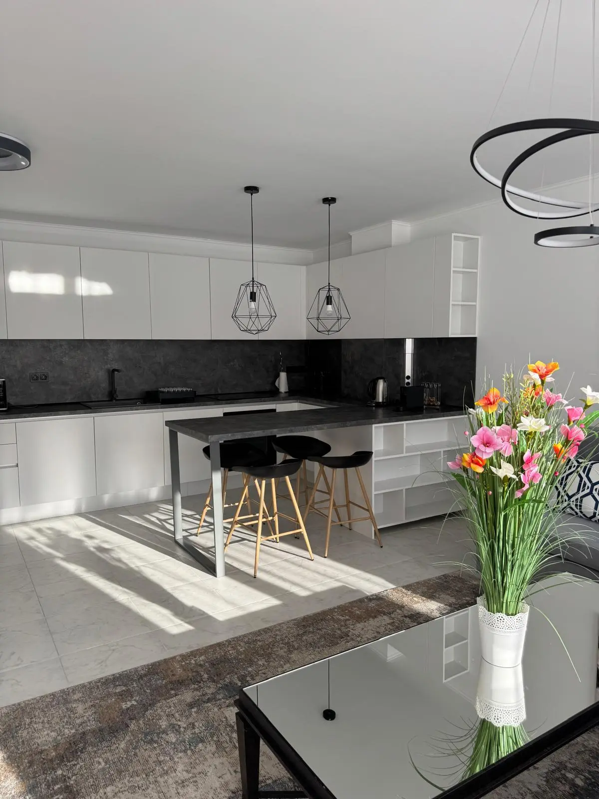 Трехкомнатная квартира в комплексе Artur