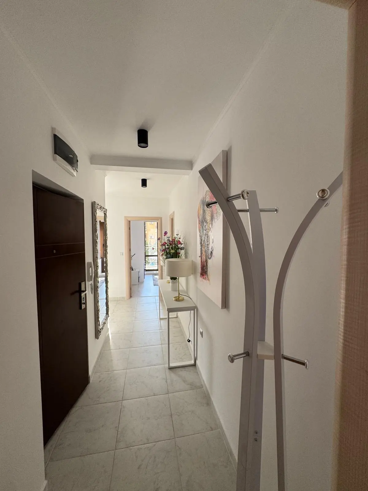 Трехкомнатная квартира в комплексе Artur