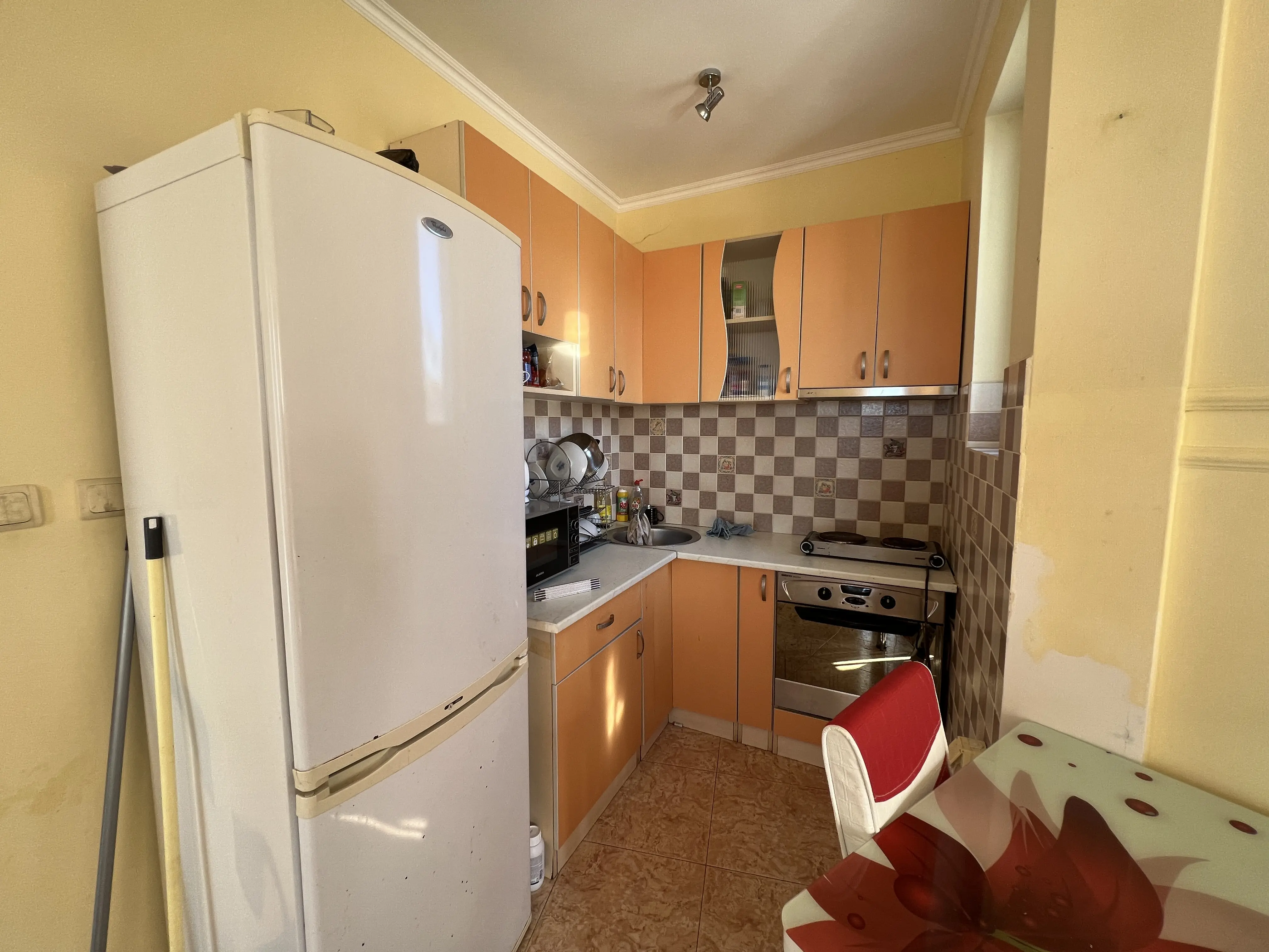 Двухэтажный дом в Святом Власе, Инцараки