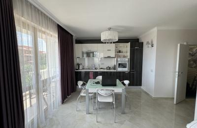 Трехкомнатная квартира в комплексе Villa Florence