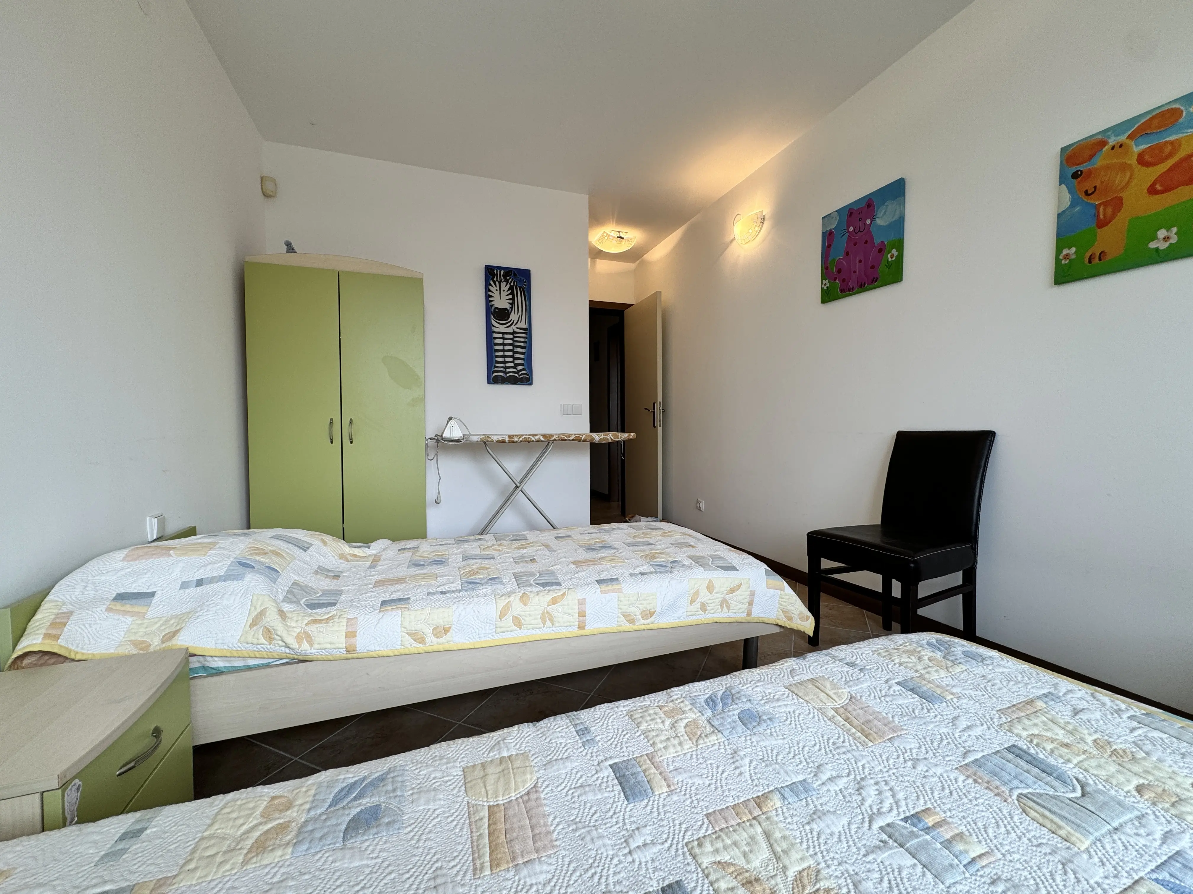 Трехкомнатная квартира в комплексе Oasis Resort Lozenets