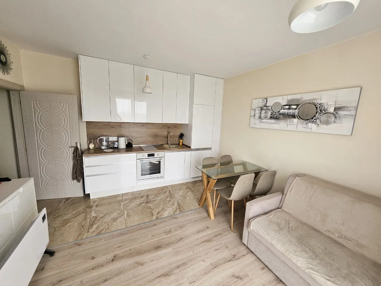 Двухкомнатная квартира в комплексе Elitonia Gardens 3