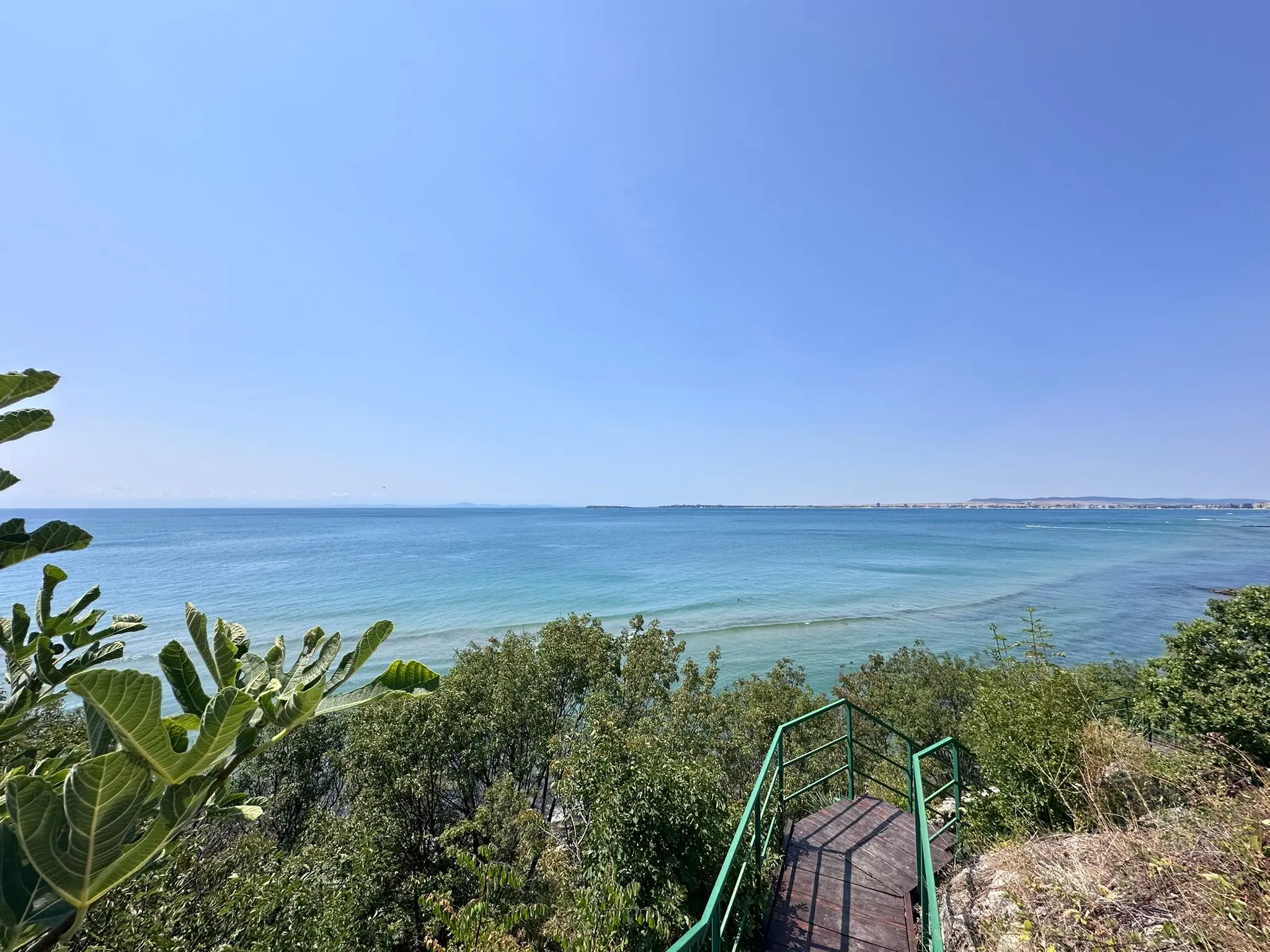 Двухкомнатная квартира в комплексе Coral Beach