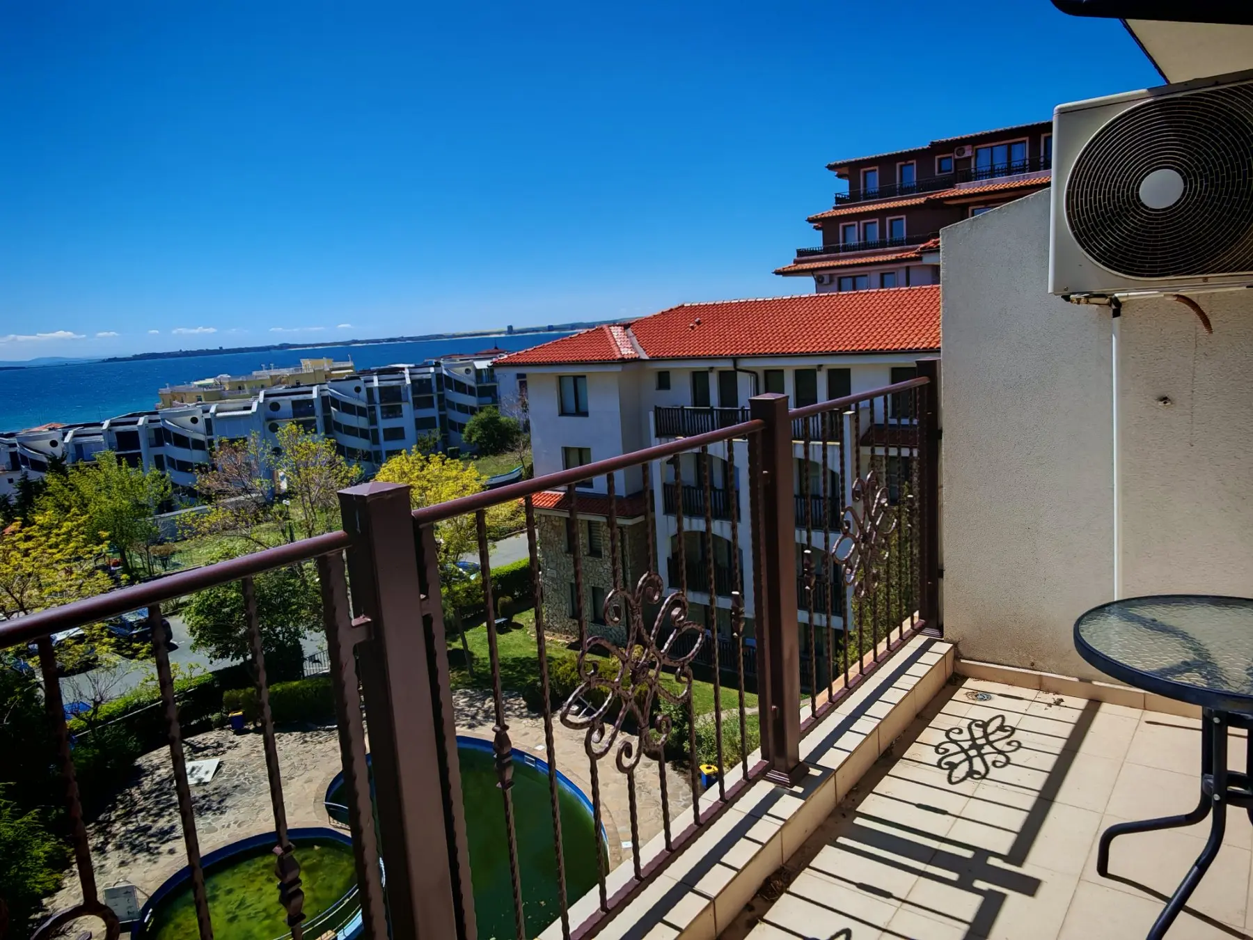 Трехкомнатная квартира в комплексе Dolphin