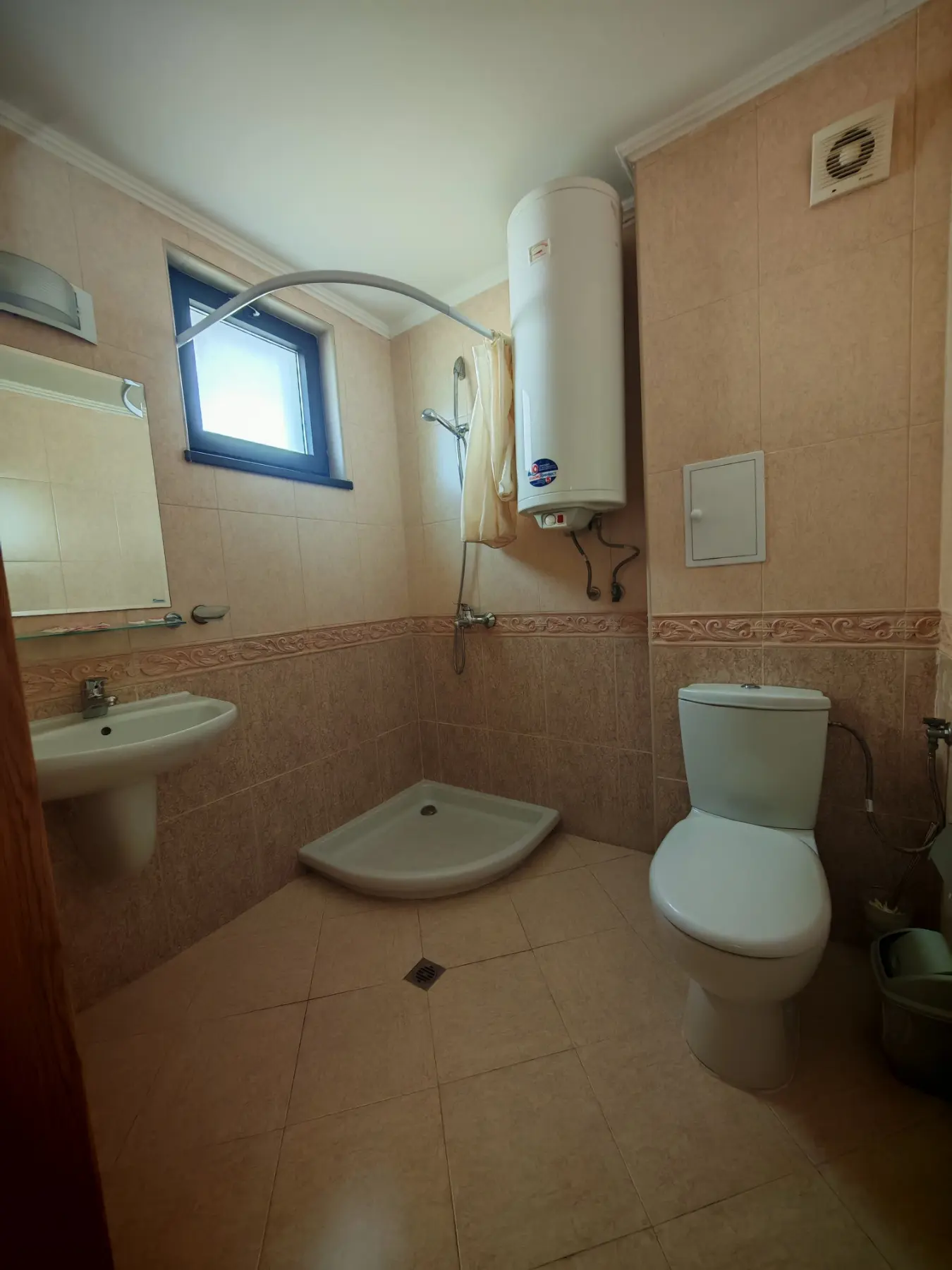 Трехкомнатная квартира в комплексе Dolphin