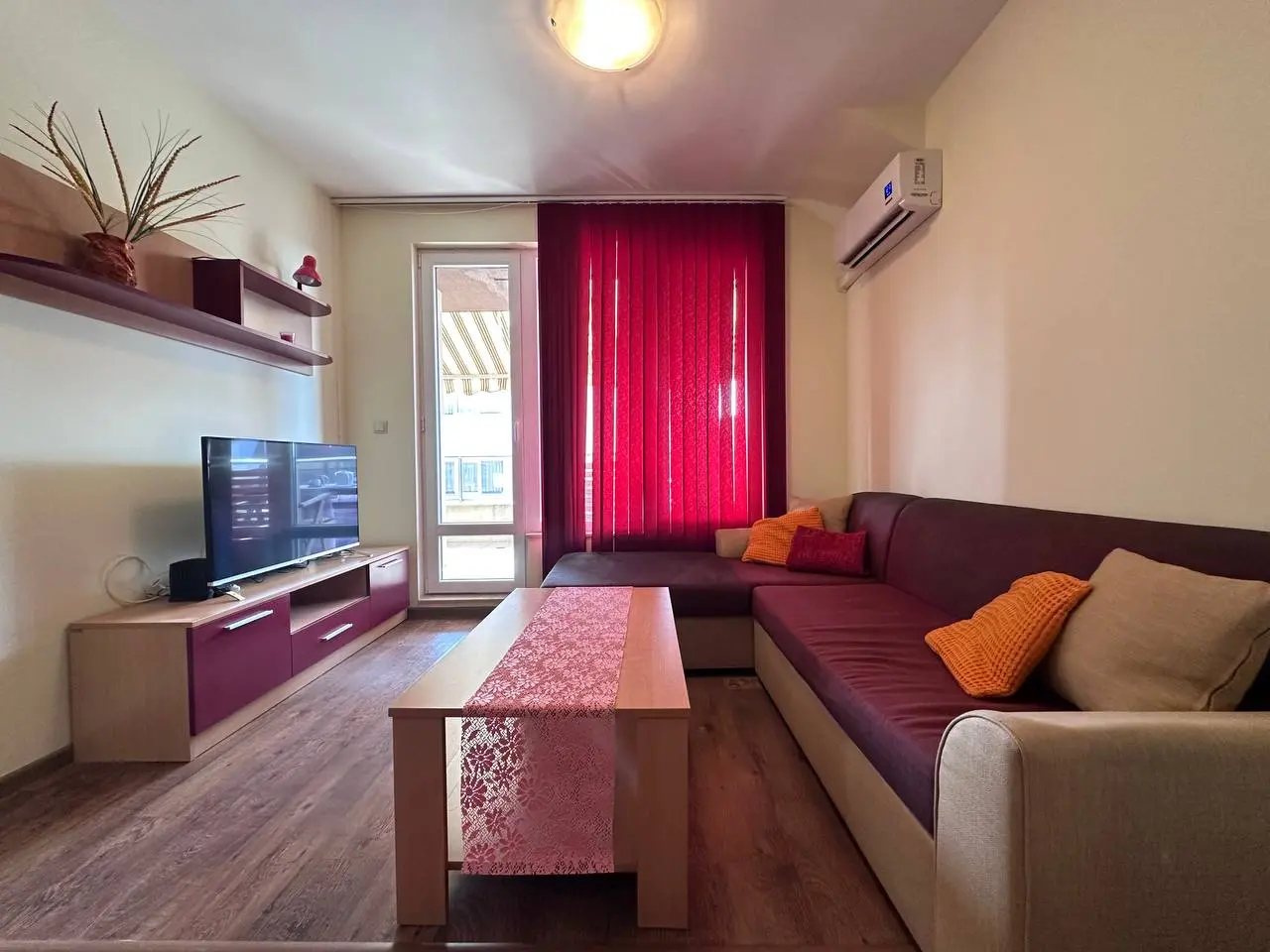 Двухкомнатная квартира в Равде