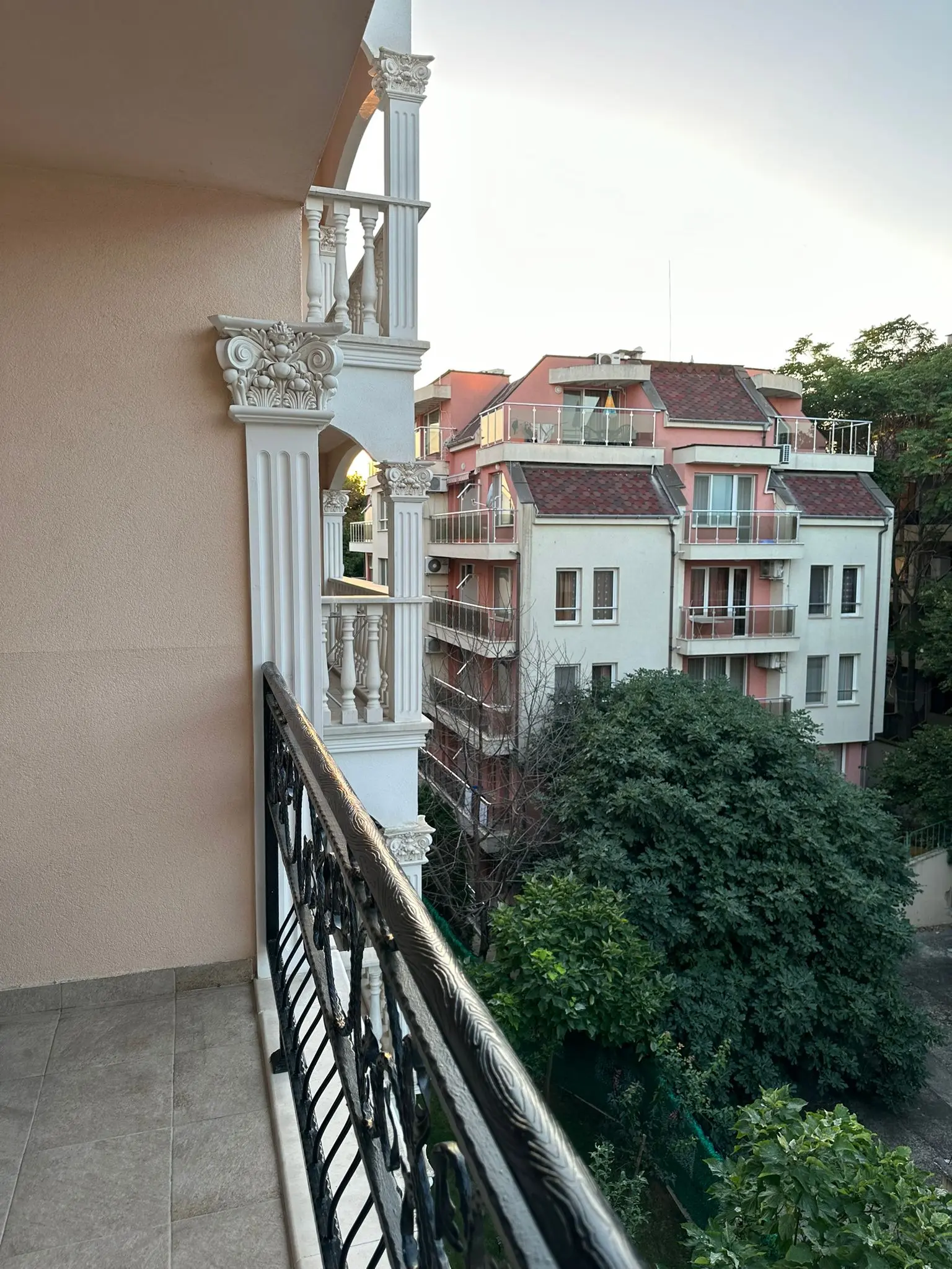 Трехкомнатная квартира в комплексе Valencia Gardens