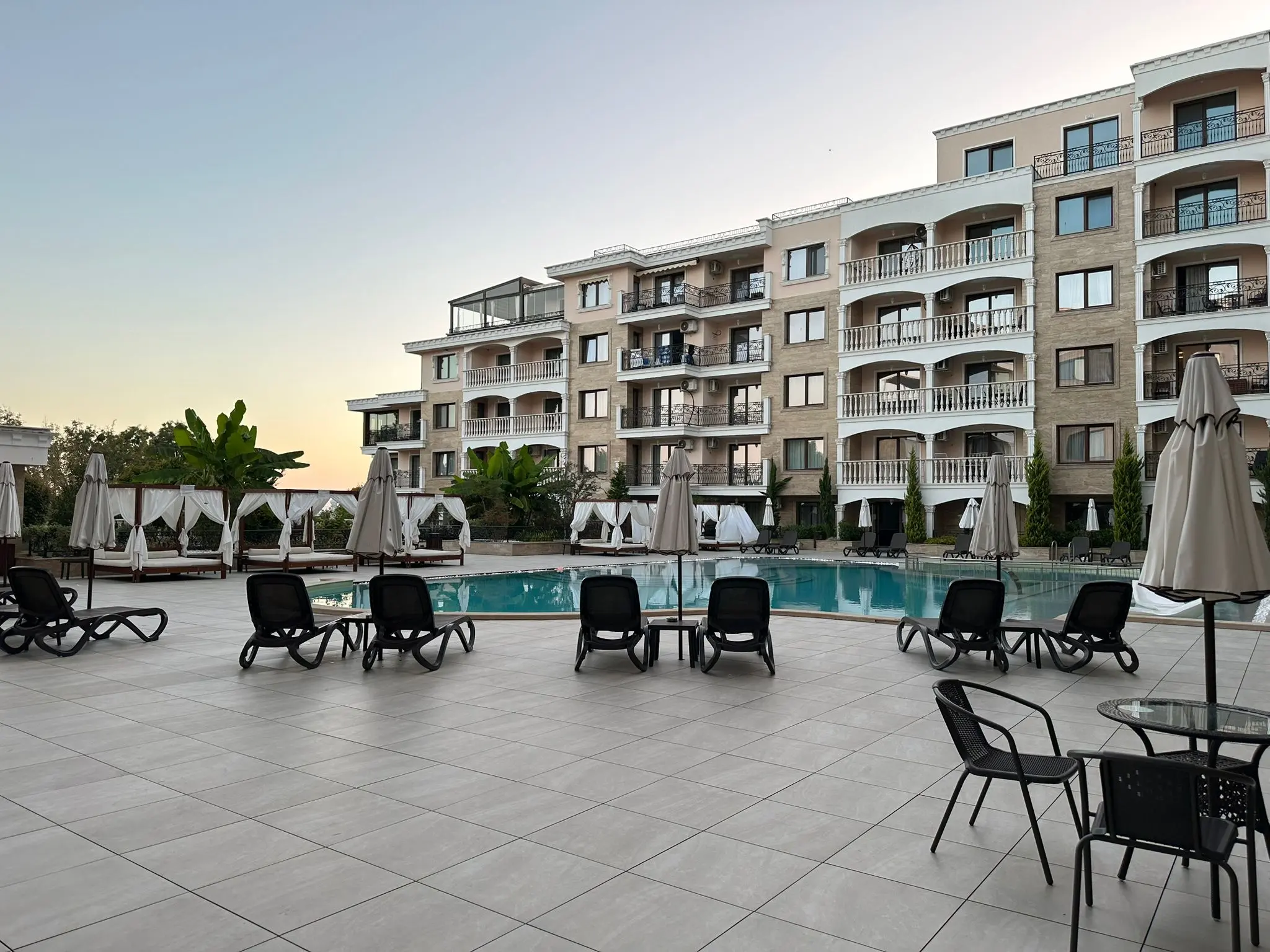 Трехкомнатная квартира в комплексе Valencia Gardens