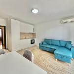 Двухкомнатная квартира в жилом доме, Равда