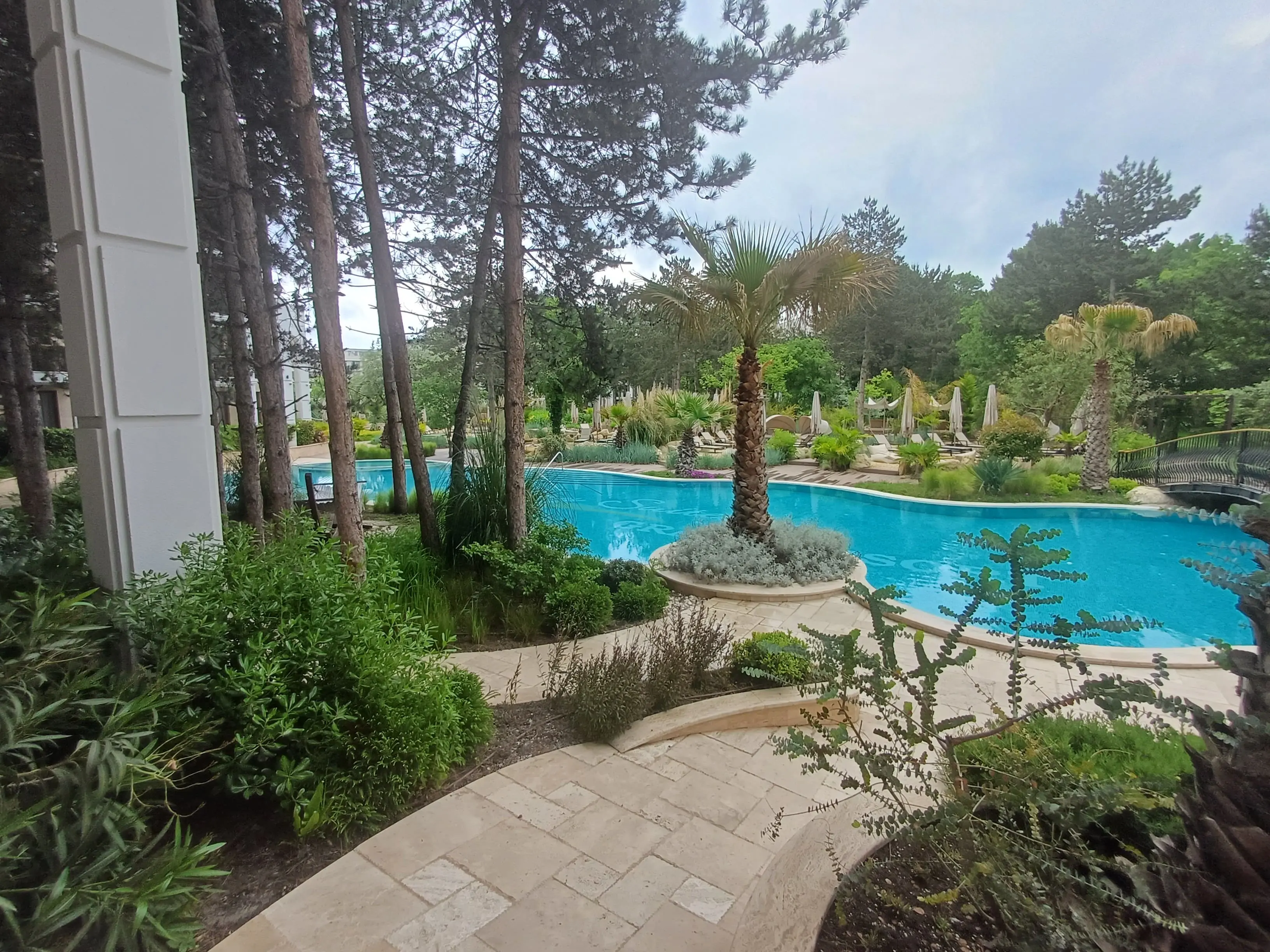 Двухкомнатная квартира в комплексе Harmony Suites 11