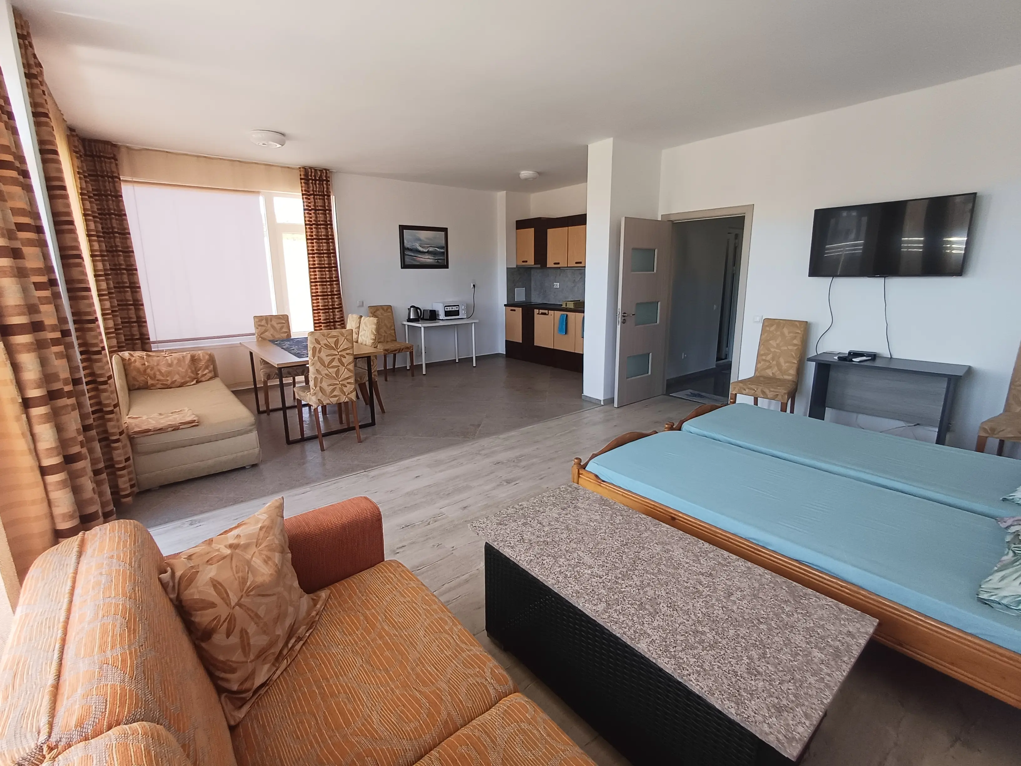 Двухэтажный дом в Солнечном Береге