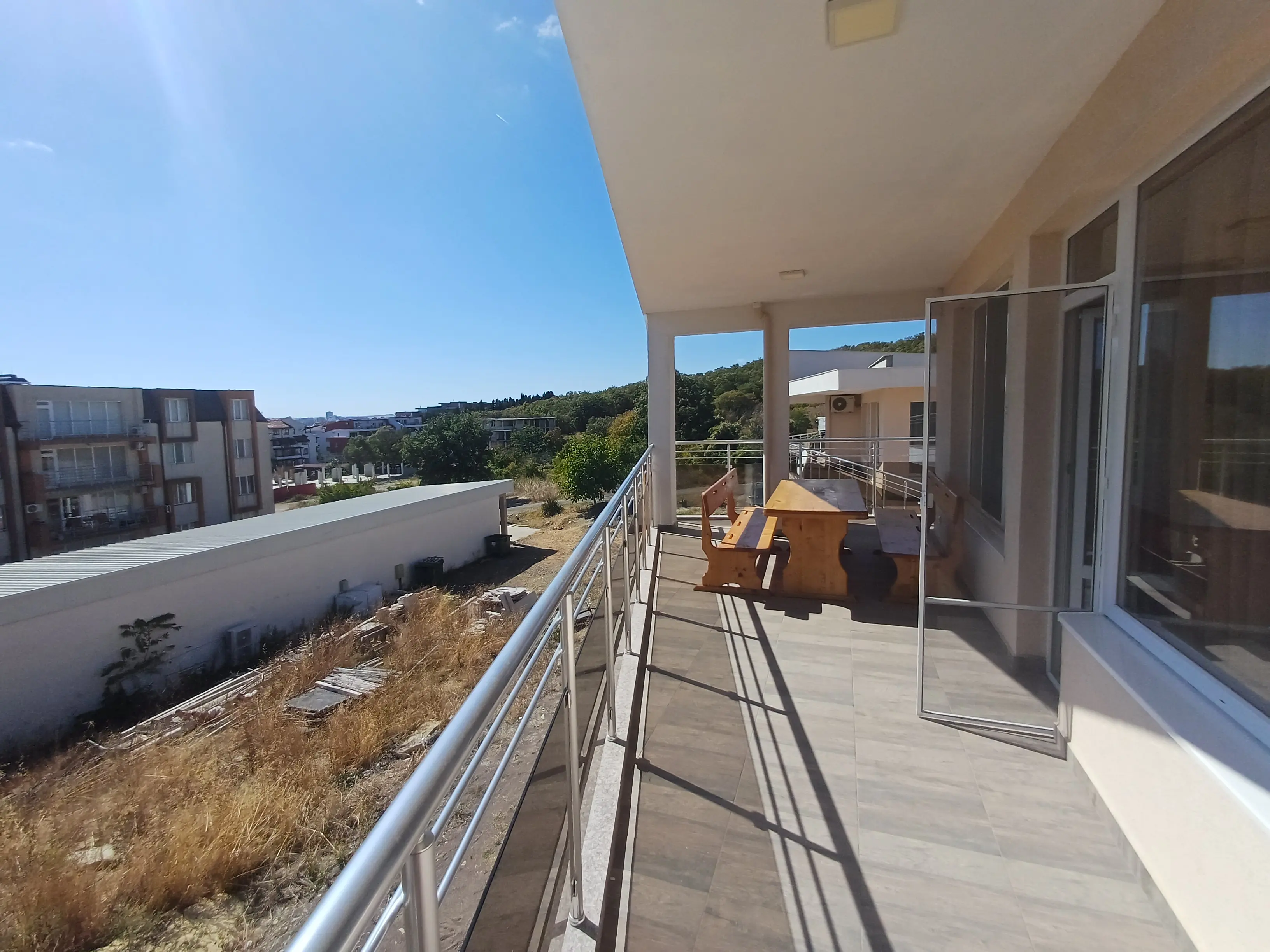 Двухэтажный дом в Солнечном Береге