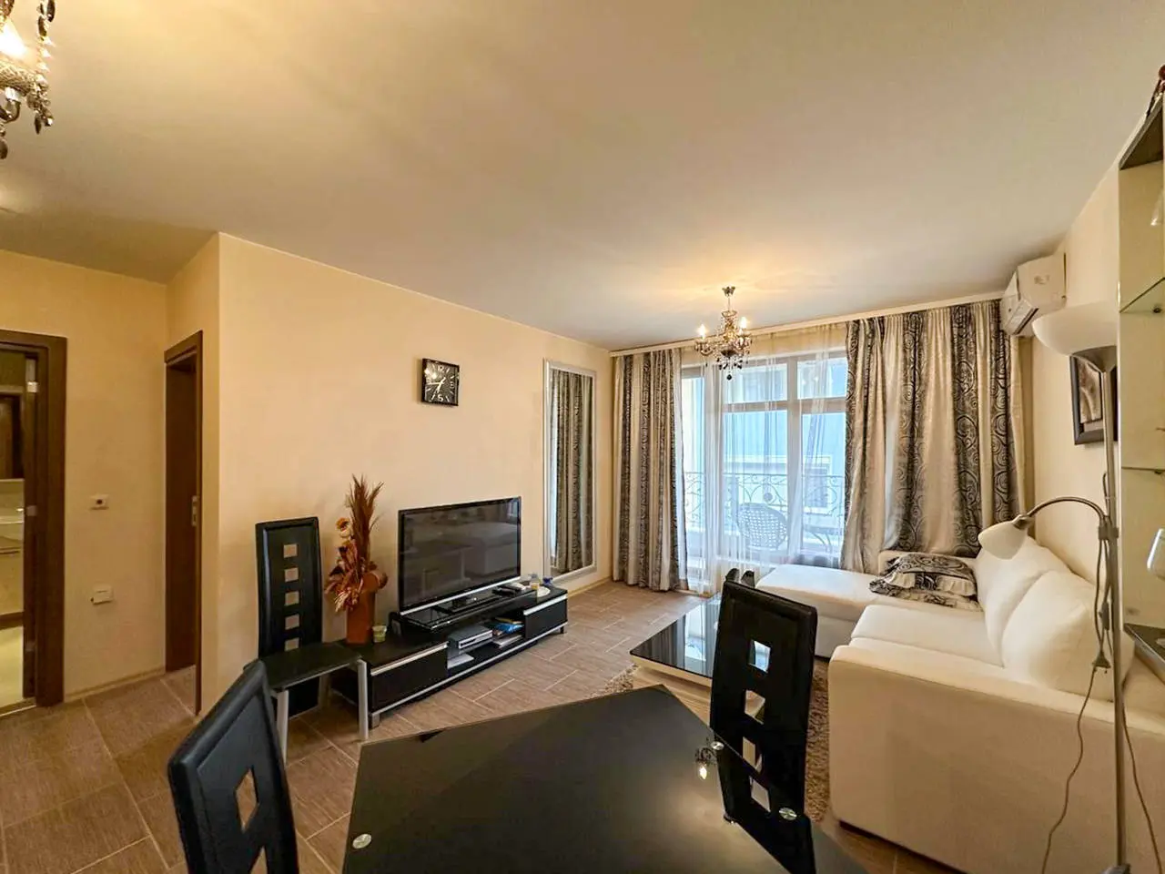 Двухкомнатная квартира в комплексе Rich 3