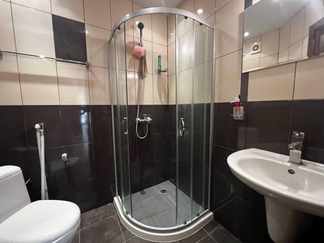 Двухкомнатная квартира в жилом доме, Поморие