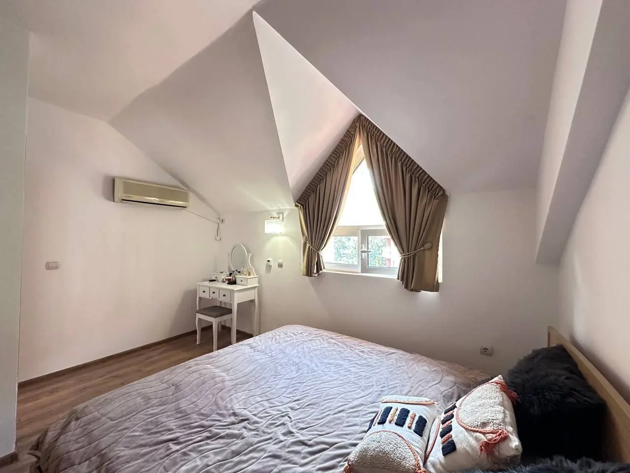 Трехкомнатная квартира в комплексе Robinson Garden