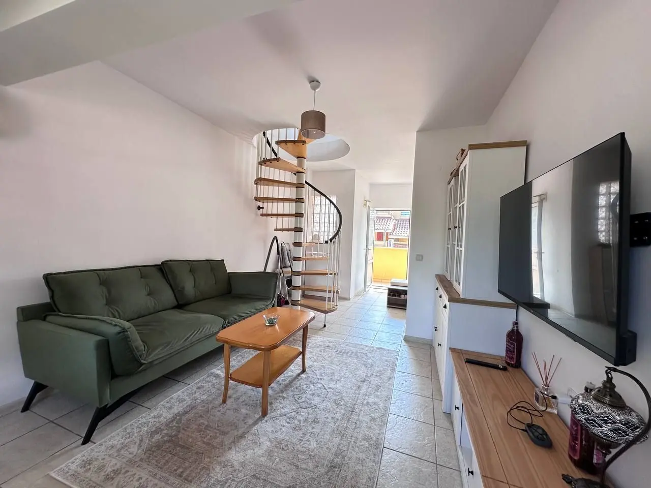 Трехкомнатная квартира в комплексе Robinson Garden