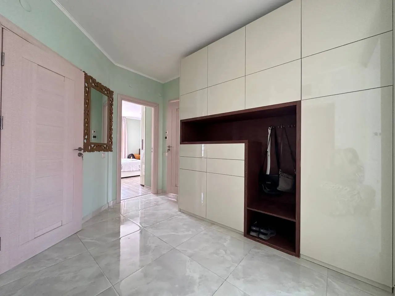 Трехкомнатная квартира в комплексе Poseidon