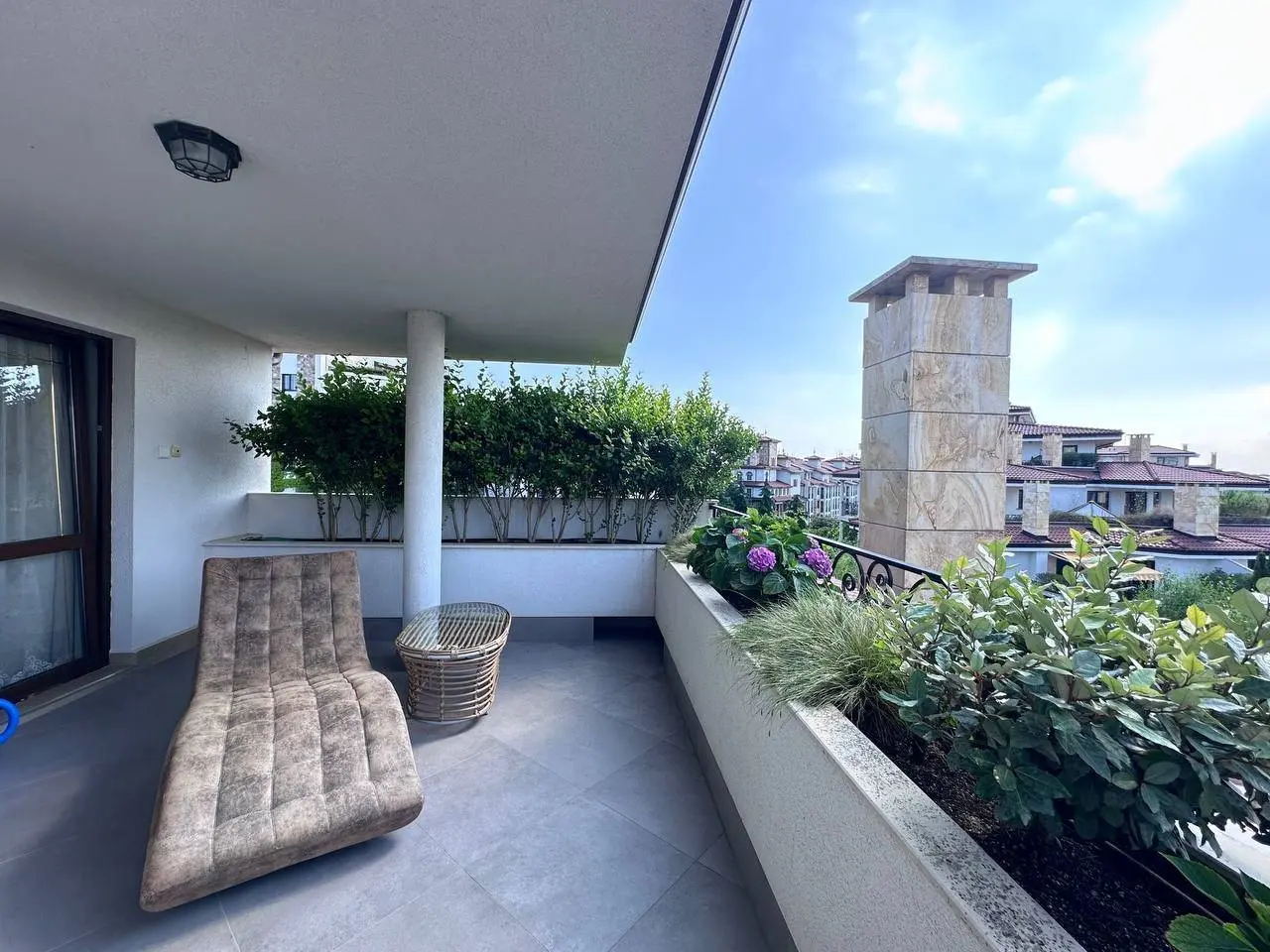 Трехкомнатная квартира в комплексе Poseidon