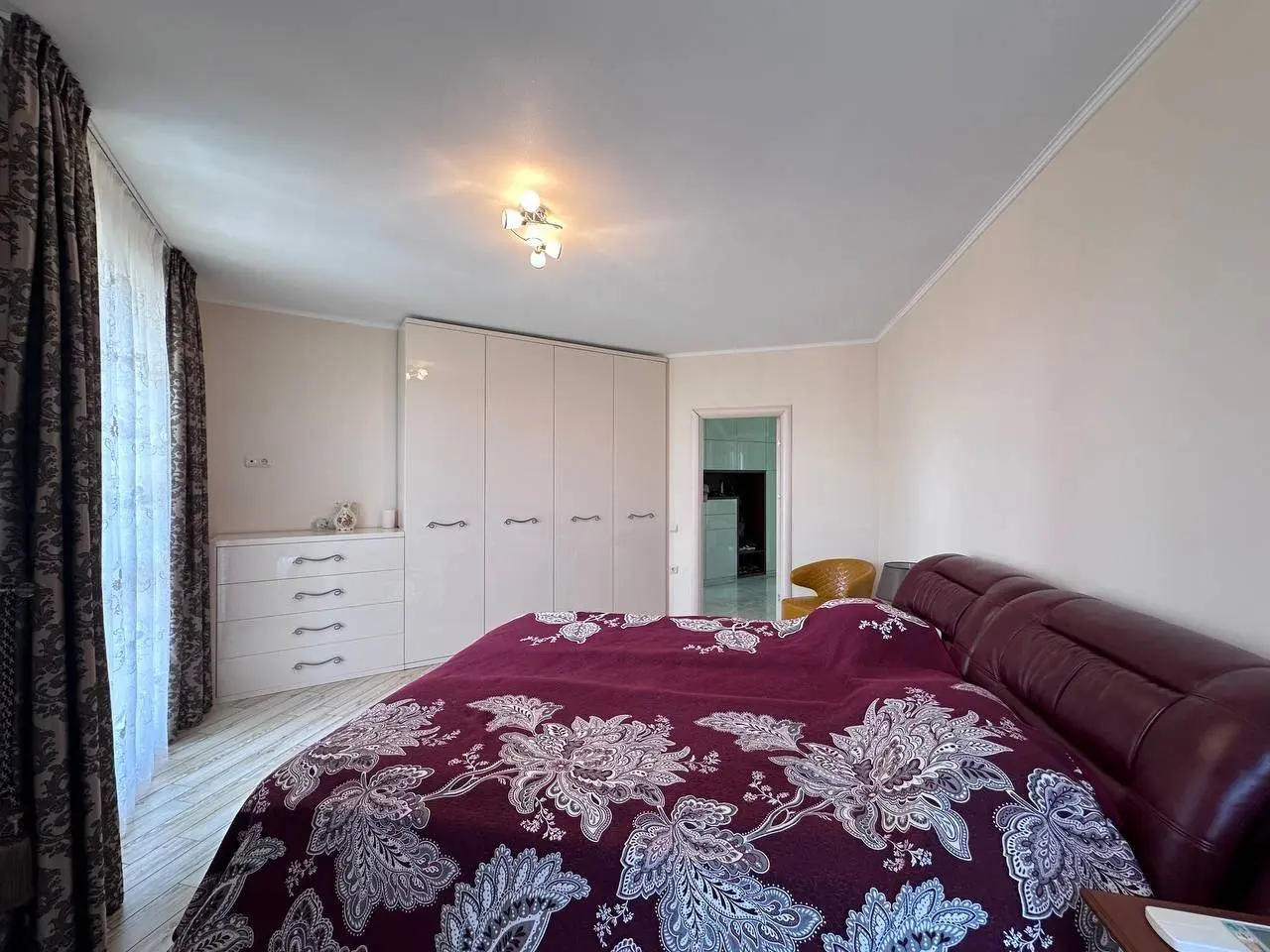 Трехкомнатная квартира в комплексе Poseidon