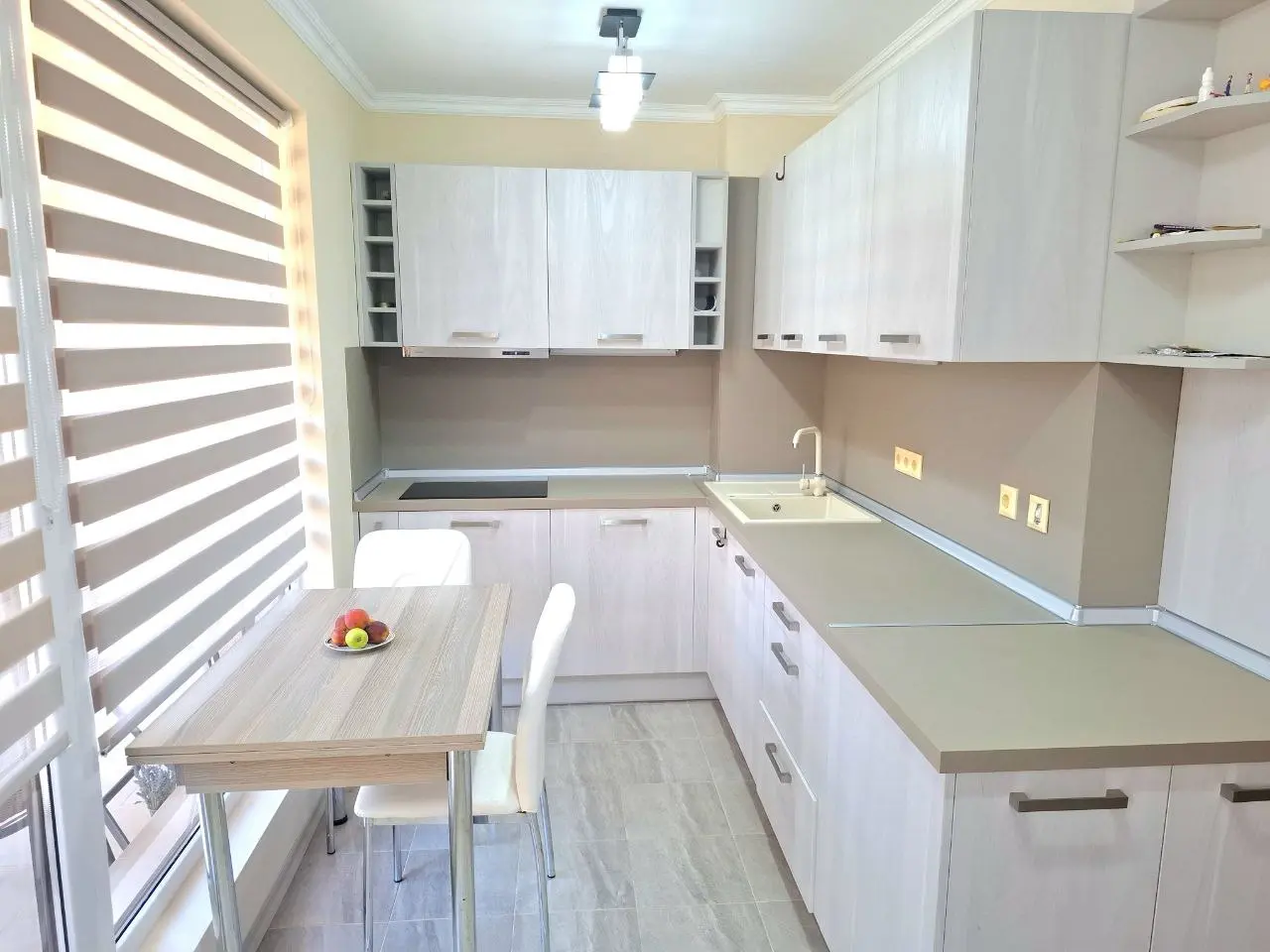 Двухкомнатная квартира в жилом доме, Поморие