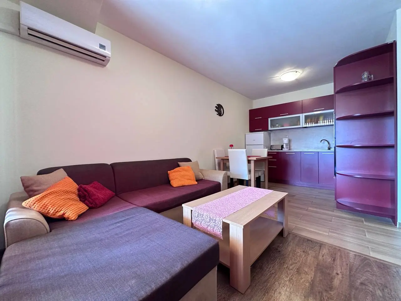 Двухкомнатная квартира в Равде