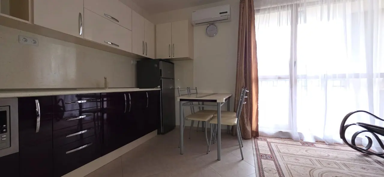 Wohnung in Cascadas 6 — 50 m² mit überdachtem Balkon