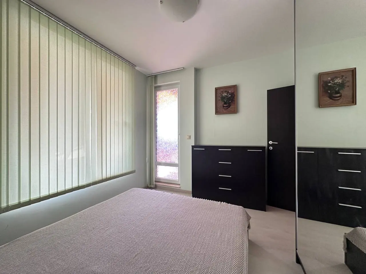 Двухкомнатная квартира в Равде