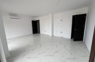 Трехкомнатная квартира в комплексе Etara 4