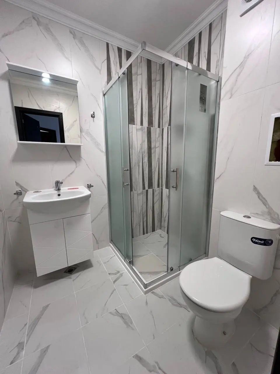 Трехкомнатная квартира в комплексе Etara 4