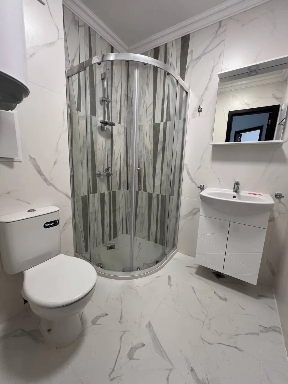 Трехкомнатная квартира в комплексе Etara 4