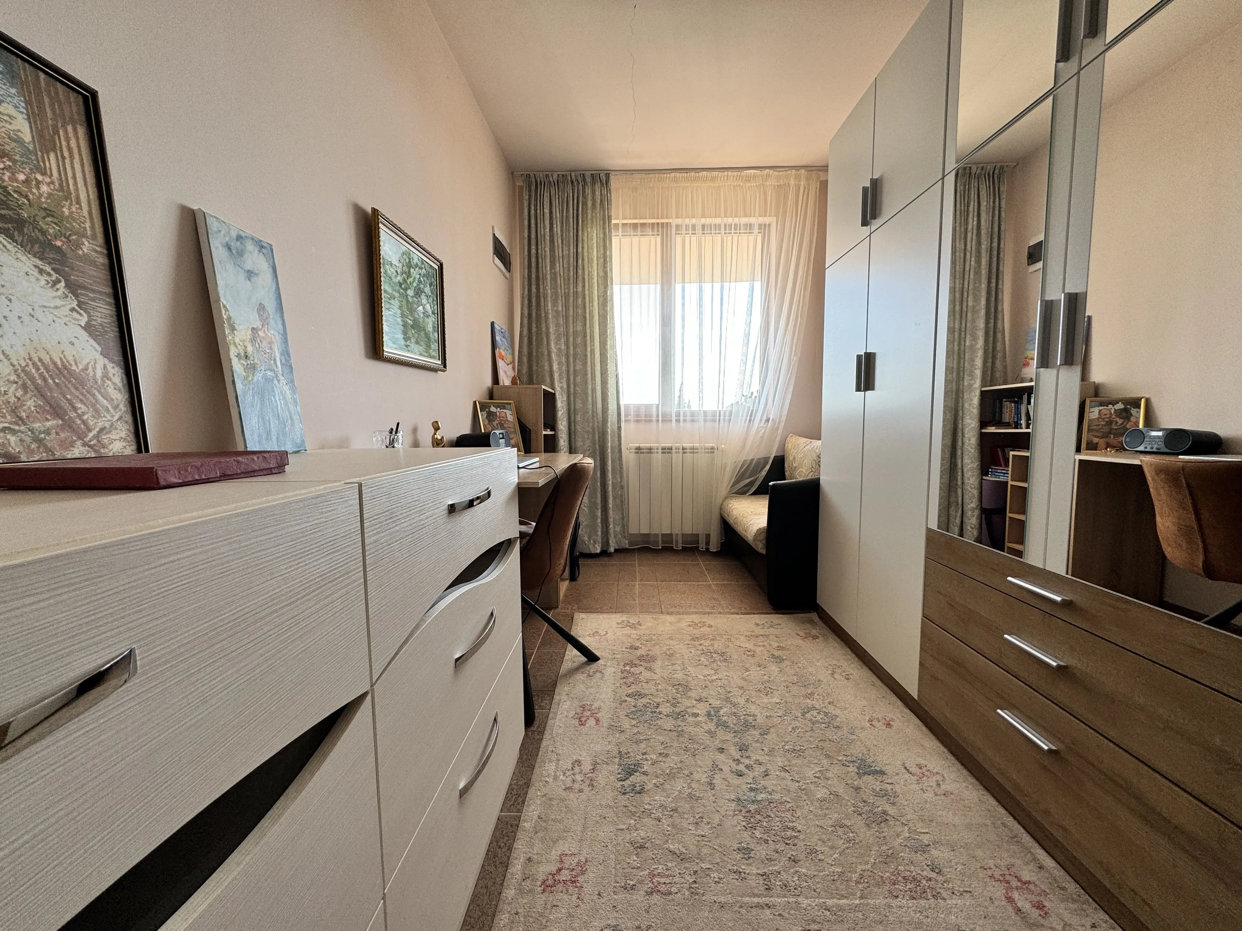 Трехэтажный дом в Святом Власе