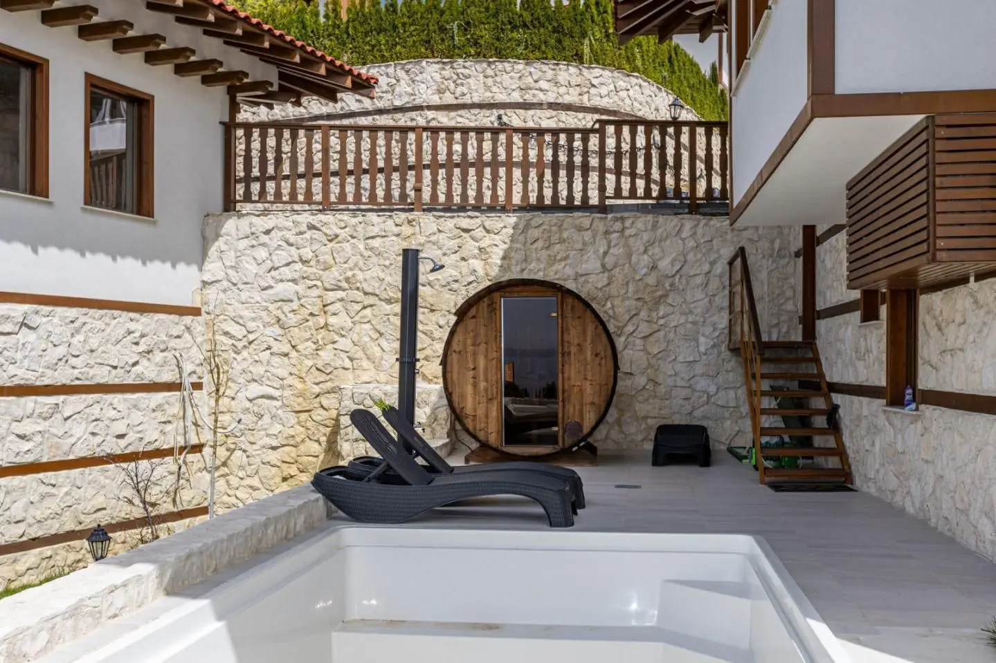 Двухэтажный дом в эко-комплексе Venid Eco Village