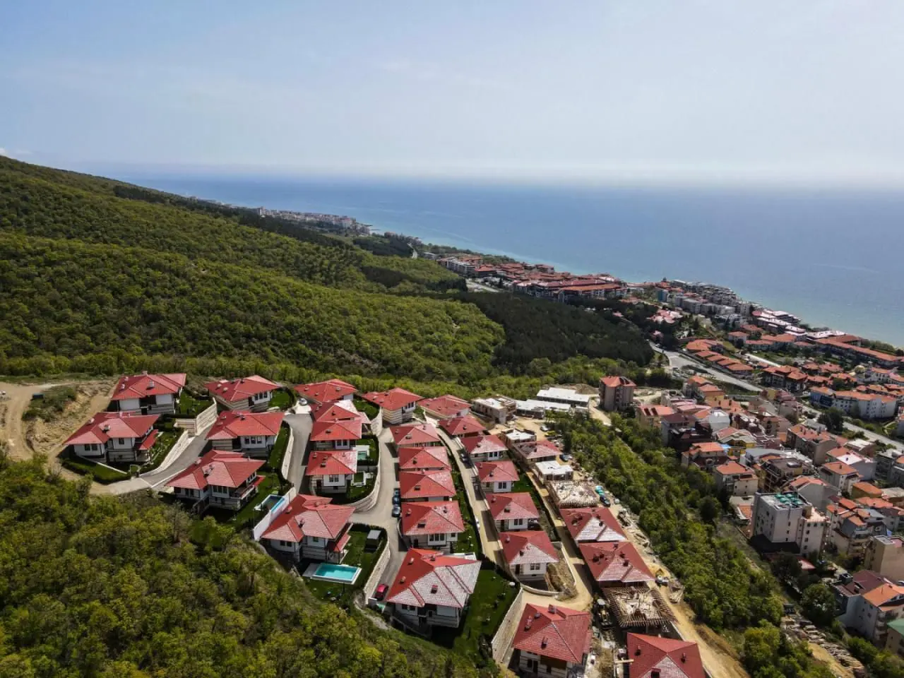 Двухэтажный дом в эко-комплексе Venid Eco Village