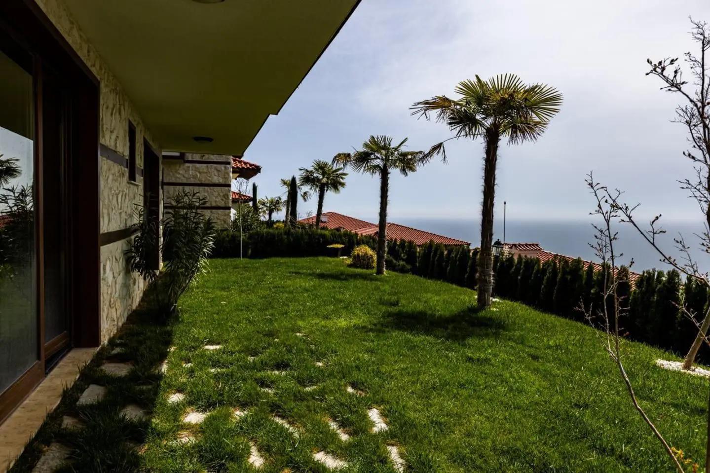 Двухэтажный дом в эко-комплексе Venid Eco Village