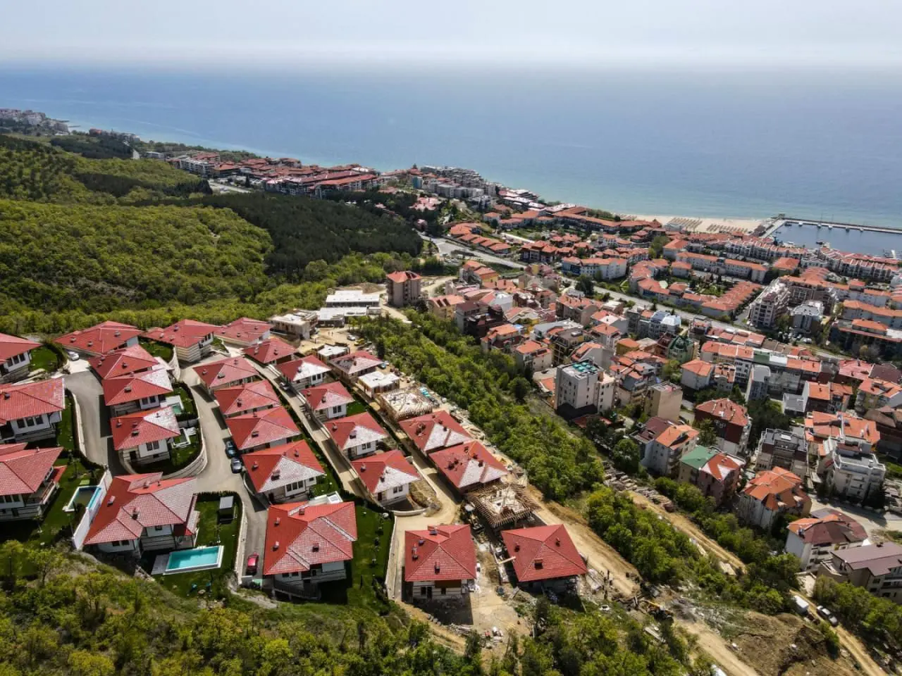 Двухэтажный дом в эко-комплексе Venid Eco Village