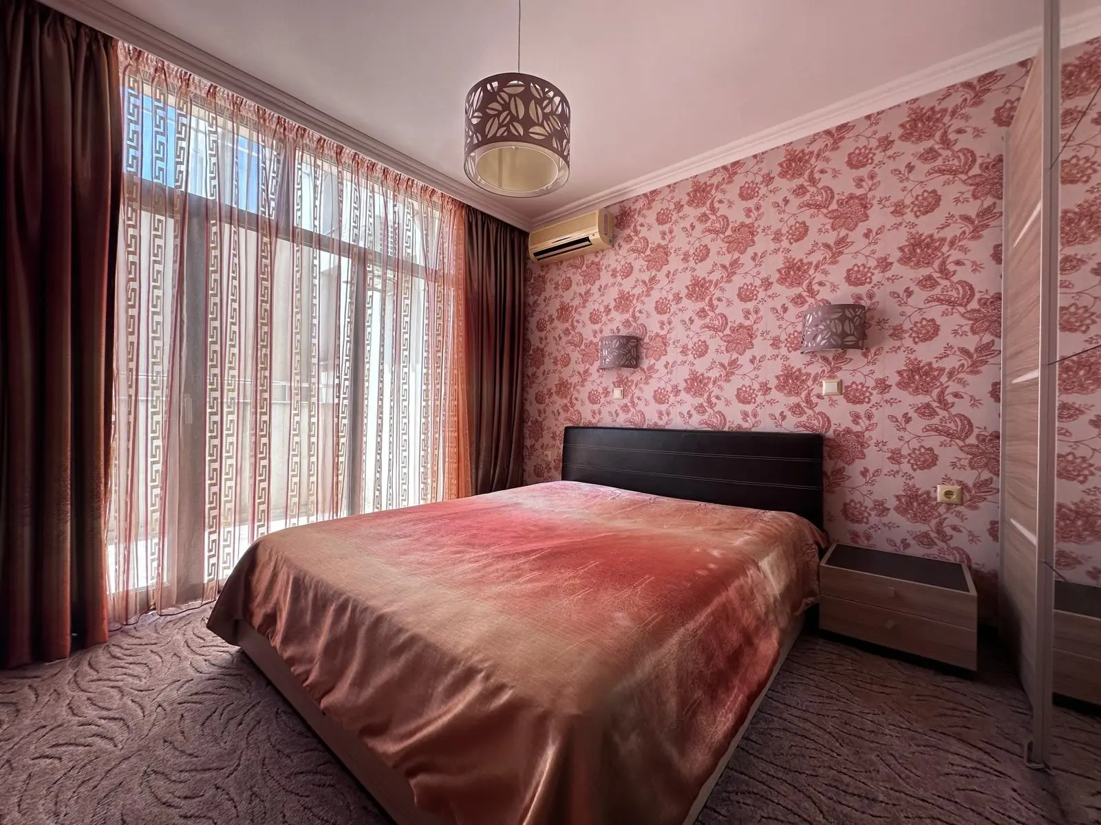 Двухкомнатная квартира в комплексе Dolce Vita 2