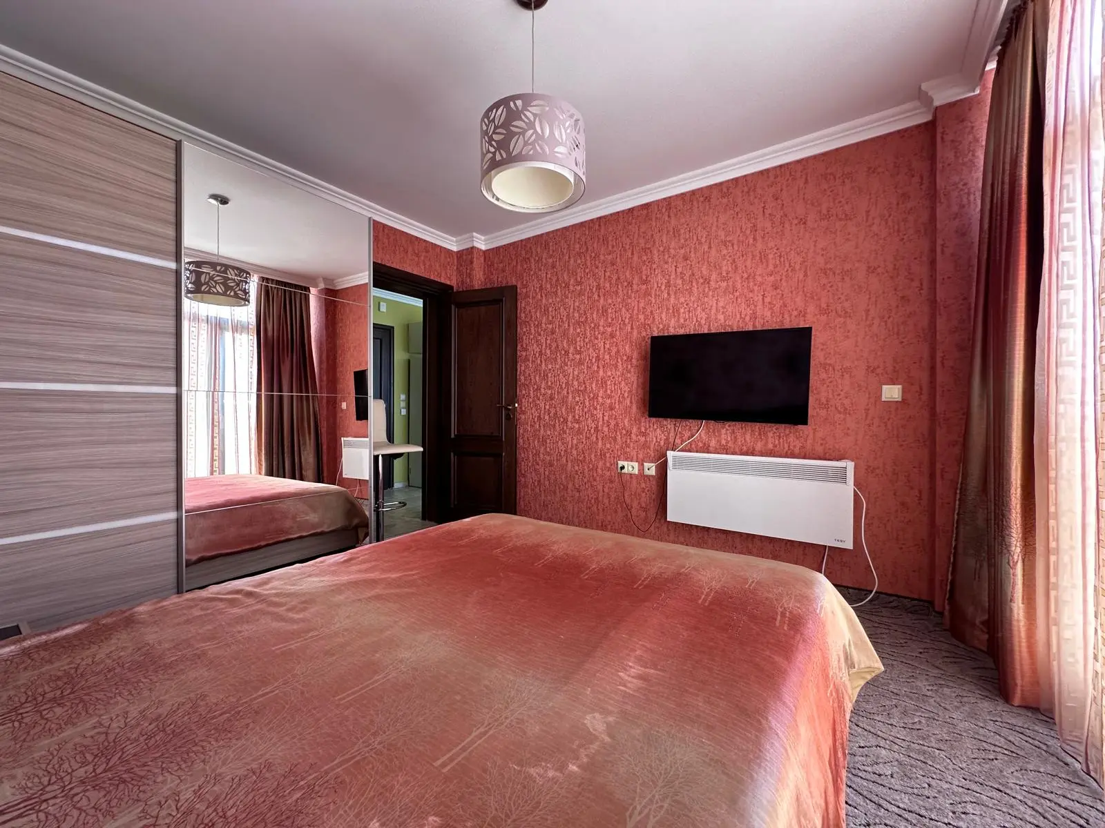 Двухкомнатная квартира в комплексе Dolce Vita 2