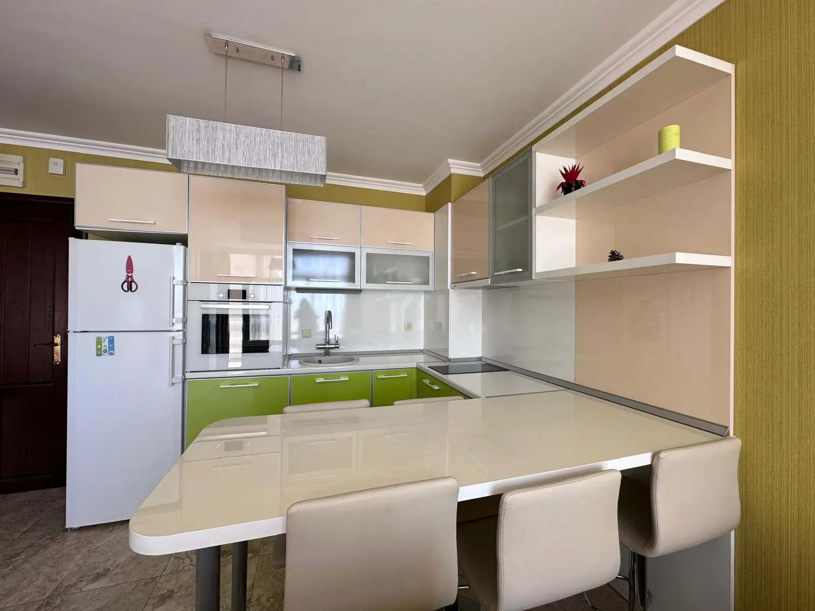 Двухкомнатная квартира в комплексе Dolce Vita 2