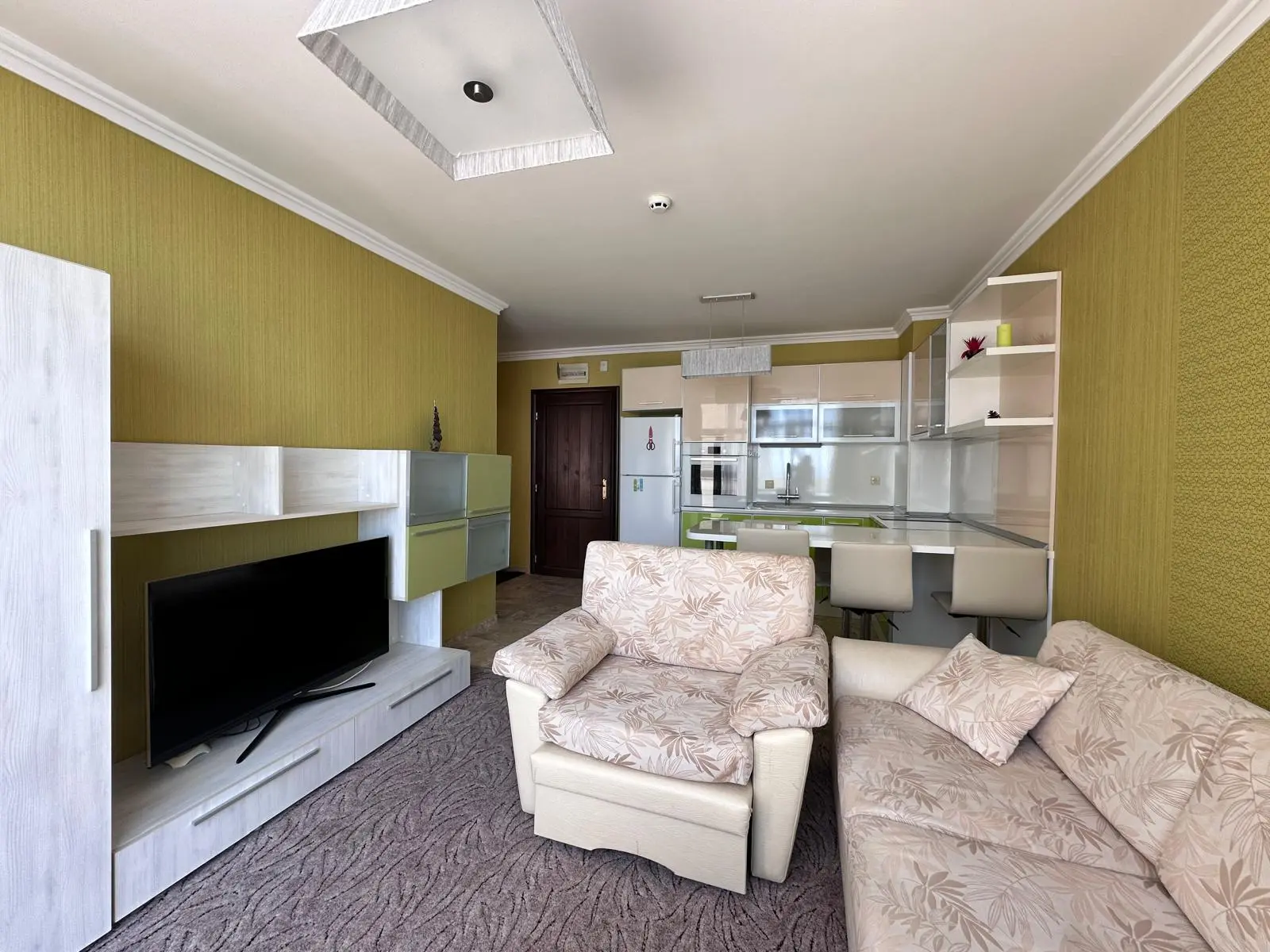 Двухкомнатная квартира в комплексе Dolce Vita 2