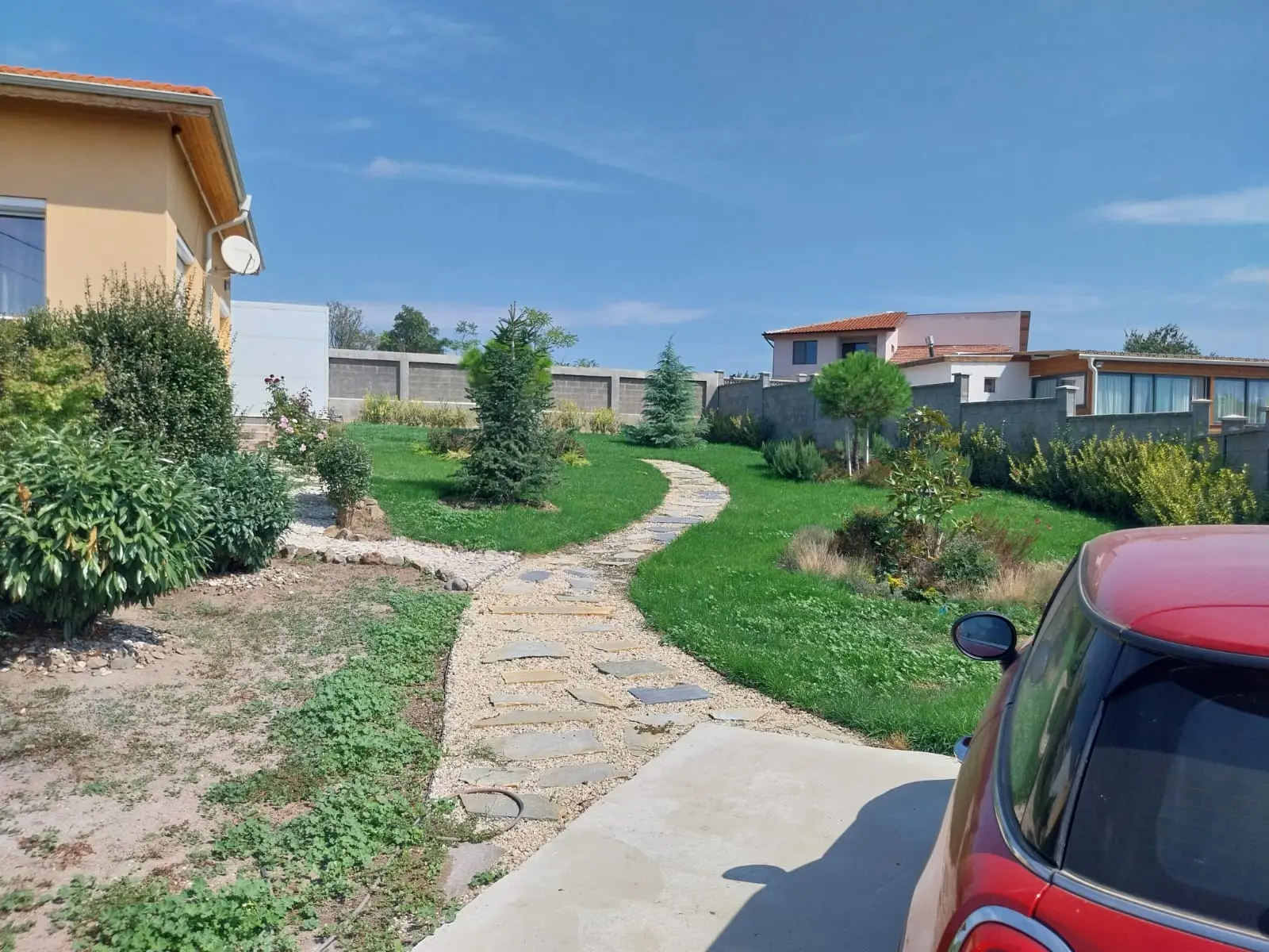 Одноэтажный дом в районе Рудник, Бургас