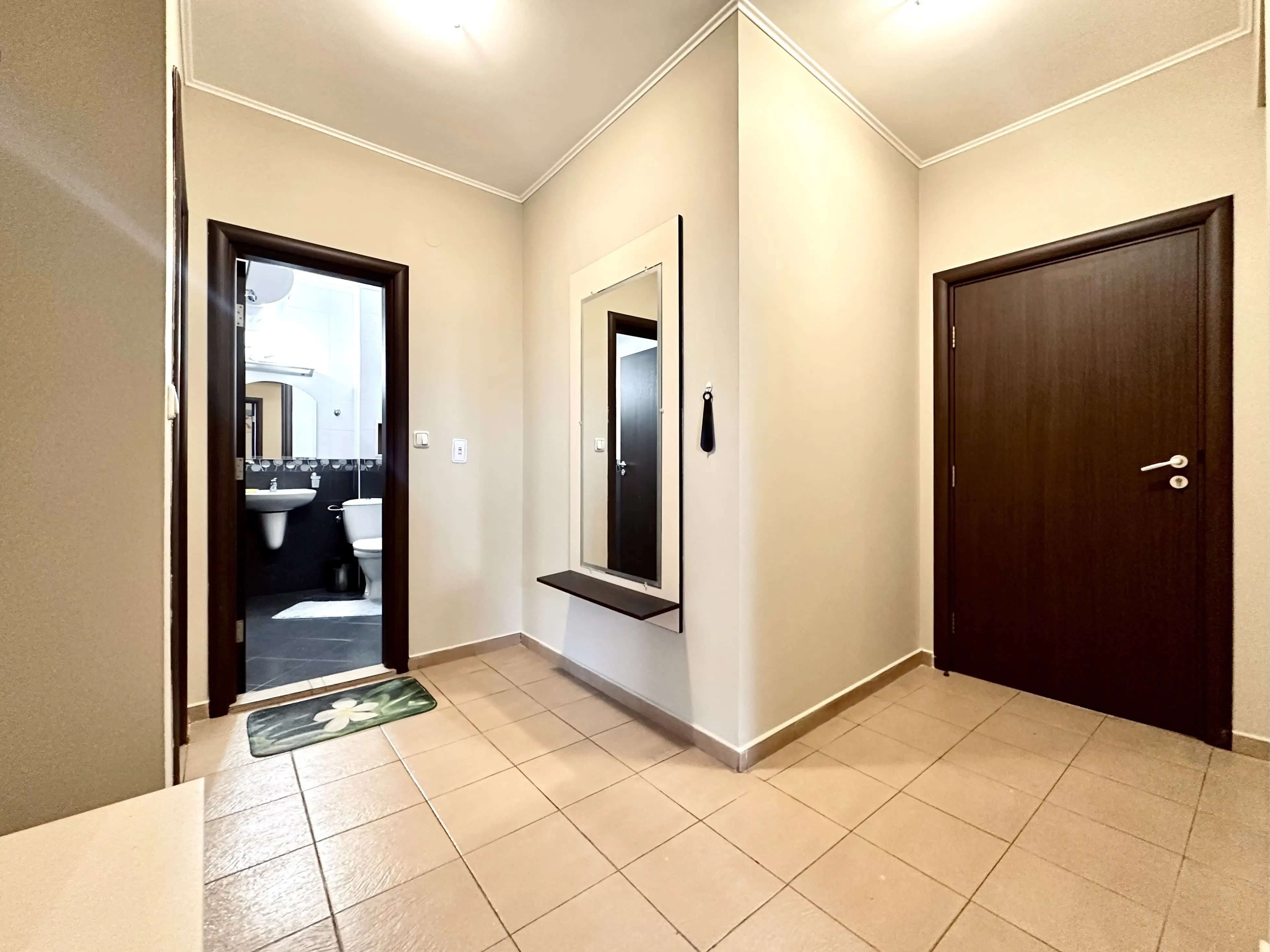 Трехкомнатная квартира в комплексе Cacao Residence