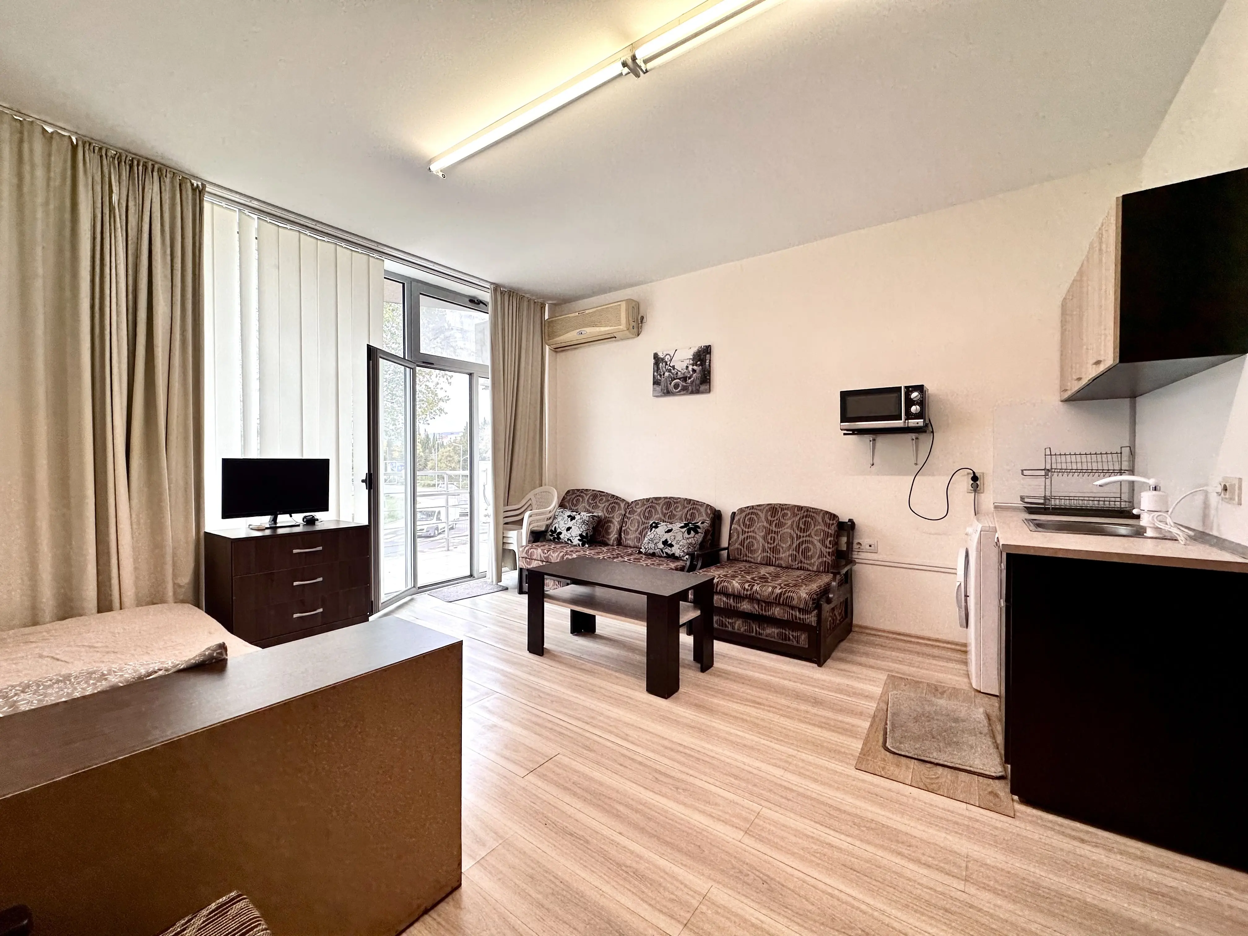 Студия в Apartcomplex Perla