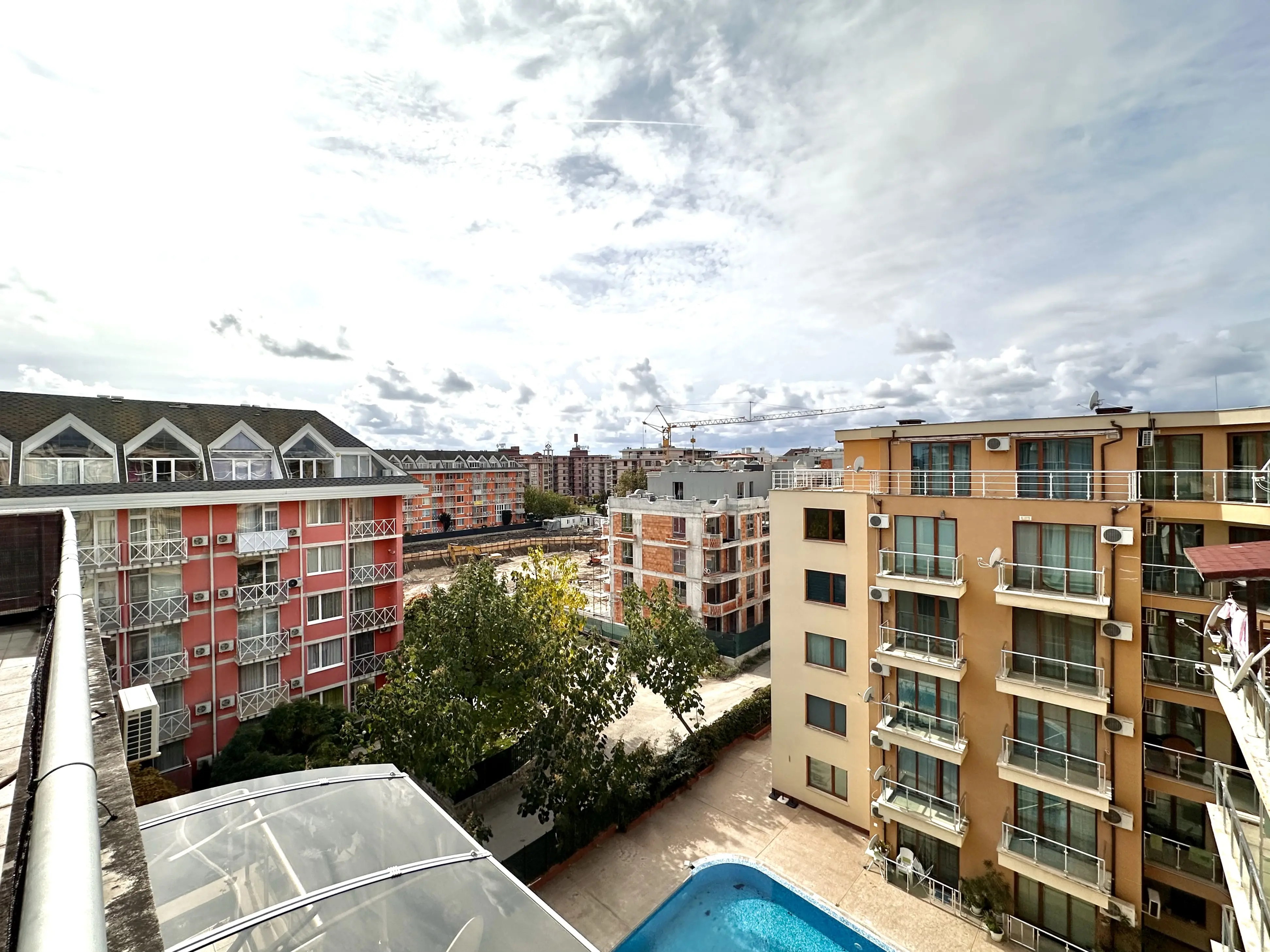 Студия в комплексе Amadeus 11