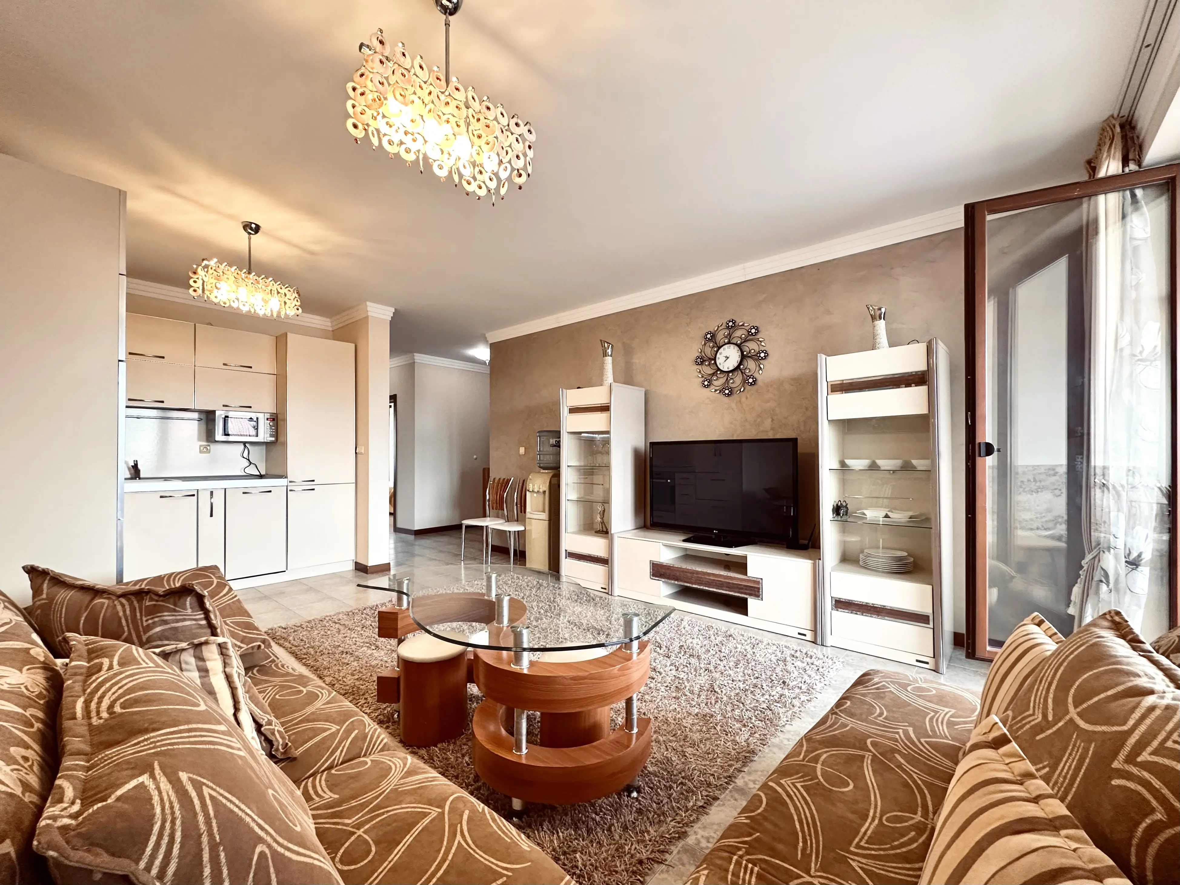 Трехкомнатная квартира в комплексе Casa Real