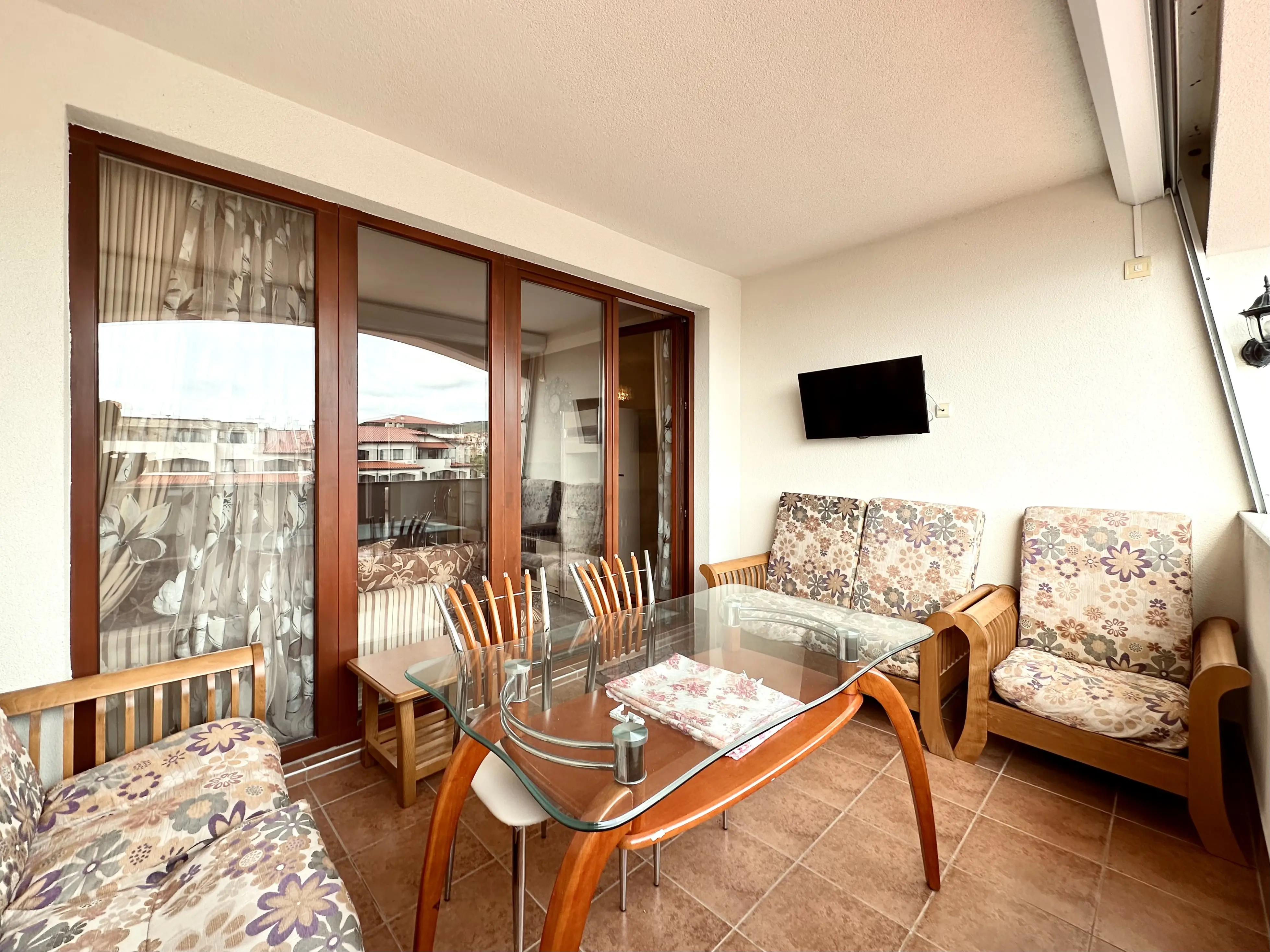 Трехкомнатная квартира в комплексе Casa Real